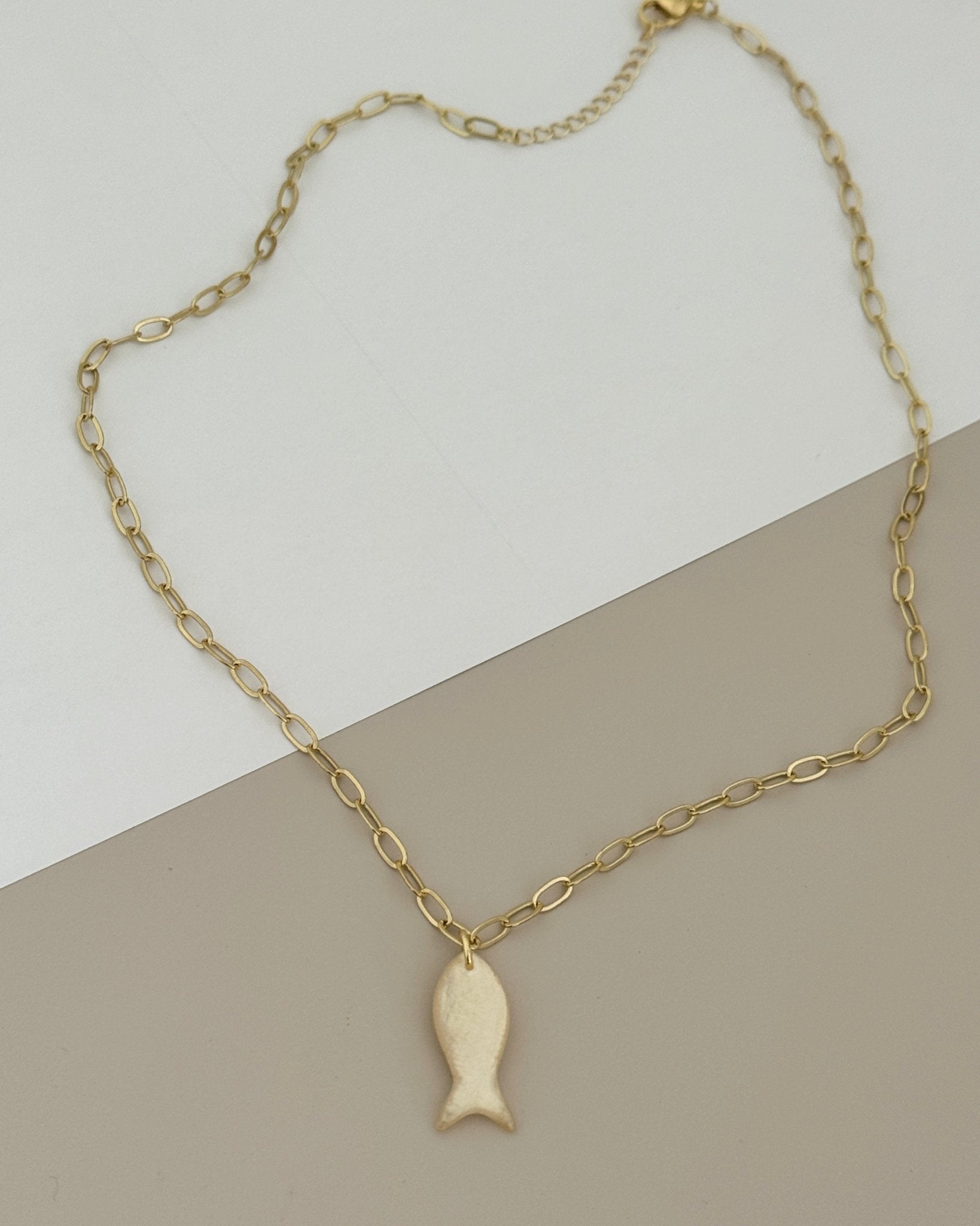 Gold Fish Charm Necklace - Necklace | LimaLimón Store - 1
