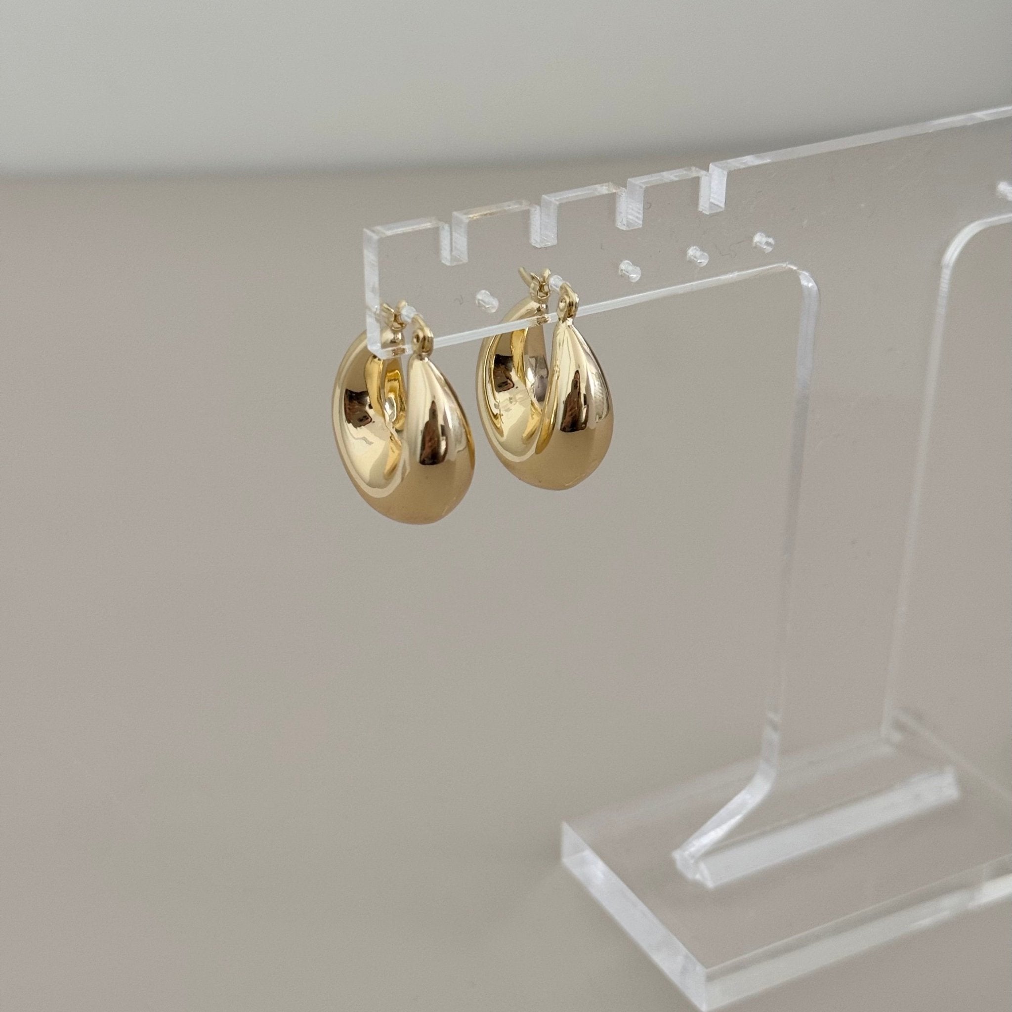 Gold Hoops - LimaLimón Store