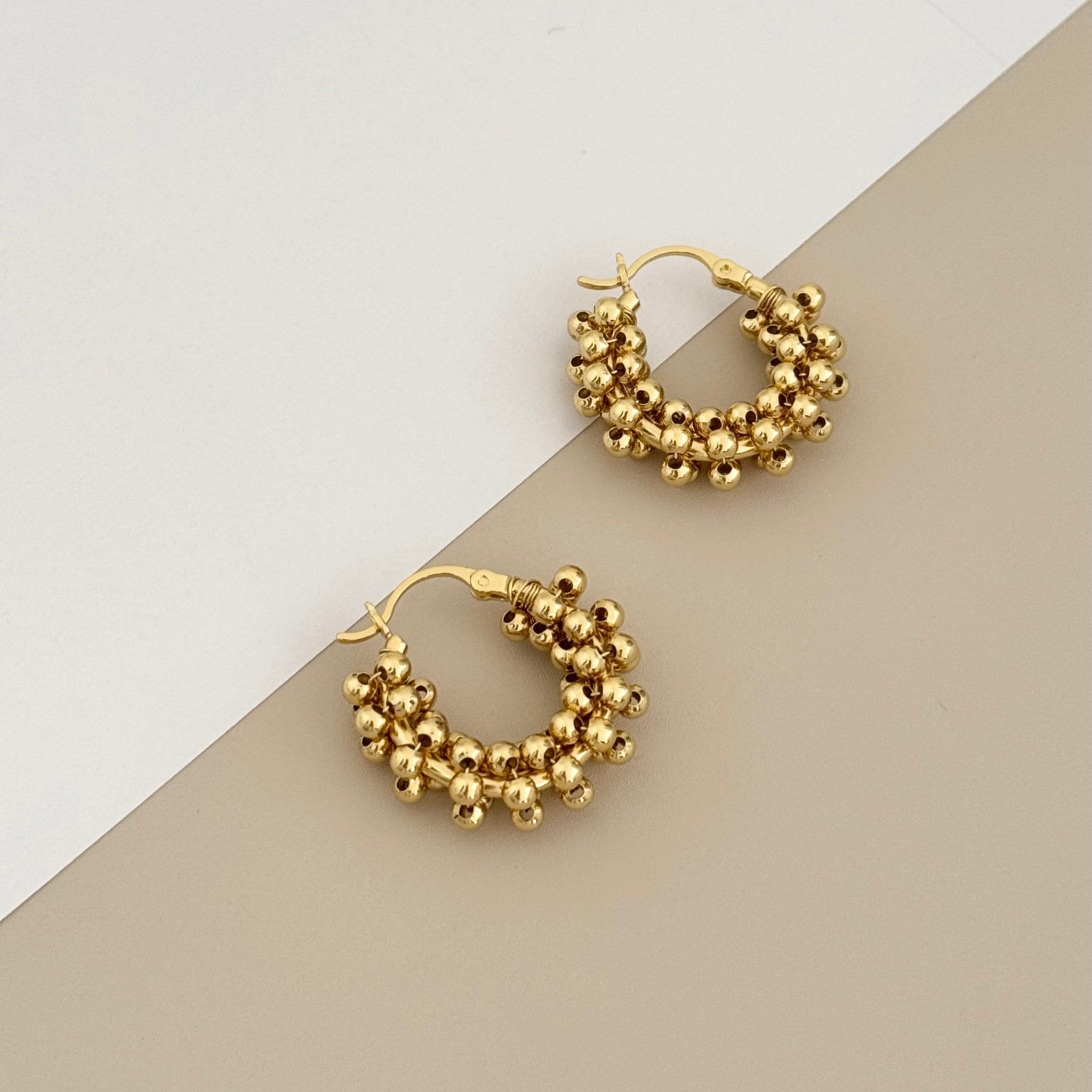 Gold Hoops Earring - Earring | LimaLimón Store - 1