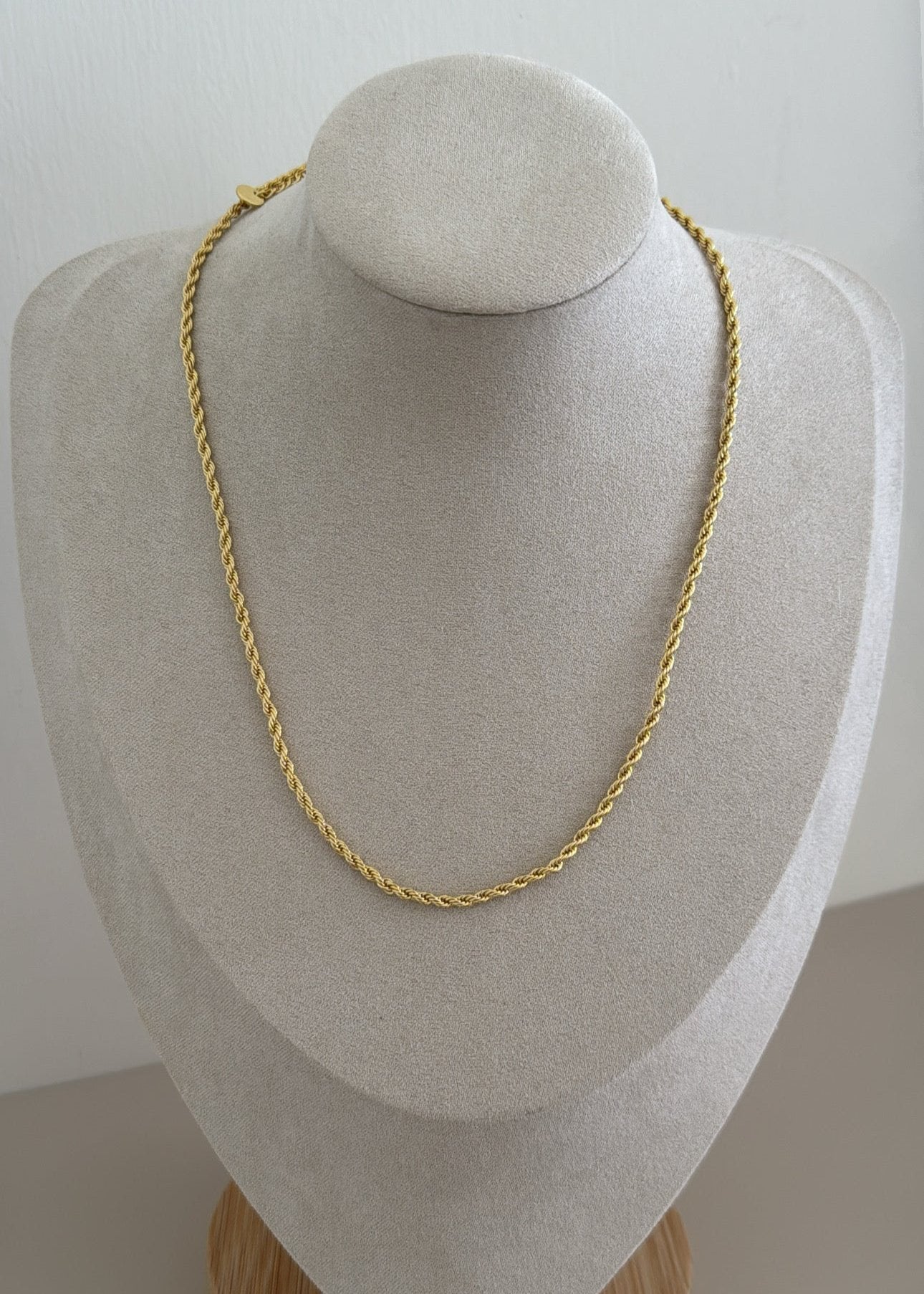 Gold Necklace - Necklace | LimaLimón Store - 1