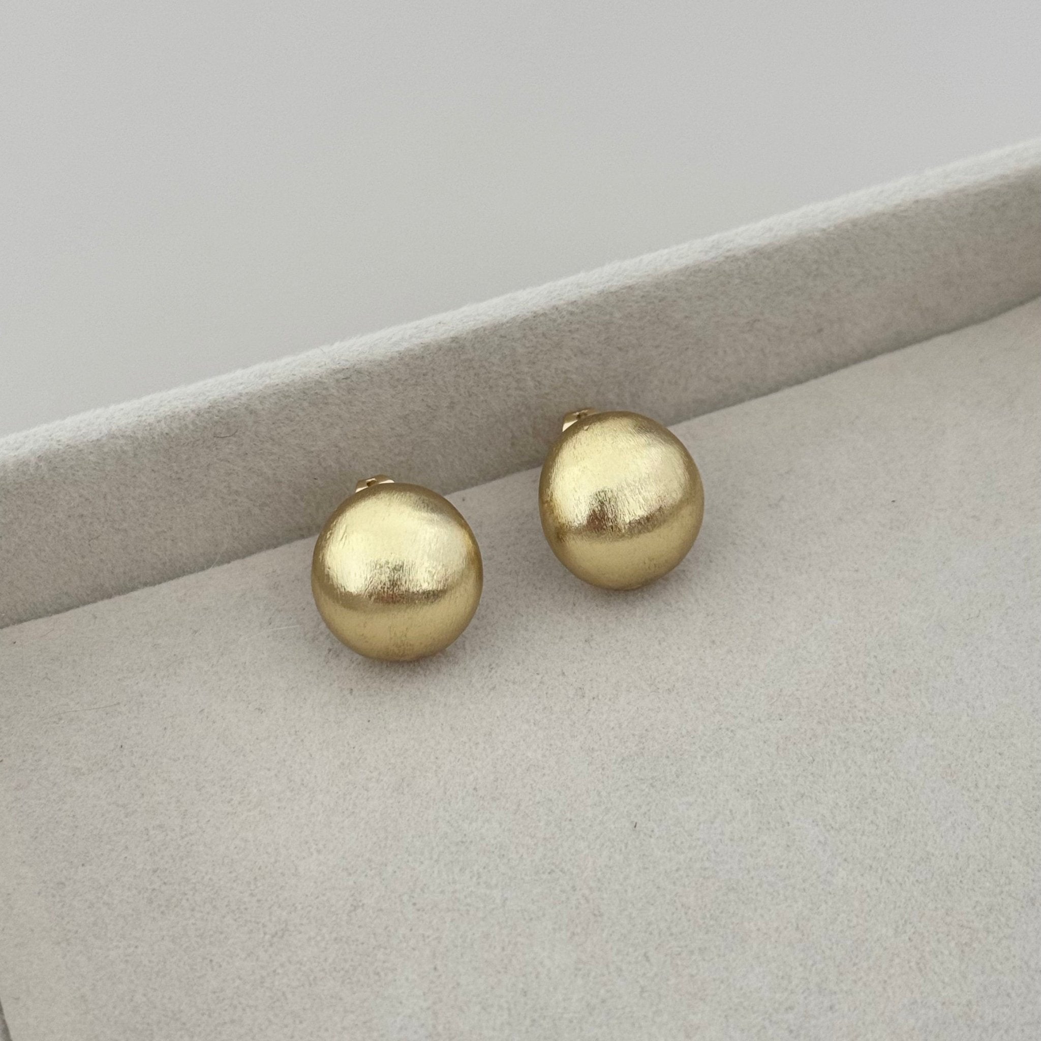 Gold Stud - LimaLimón Store