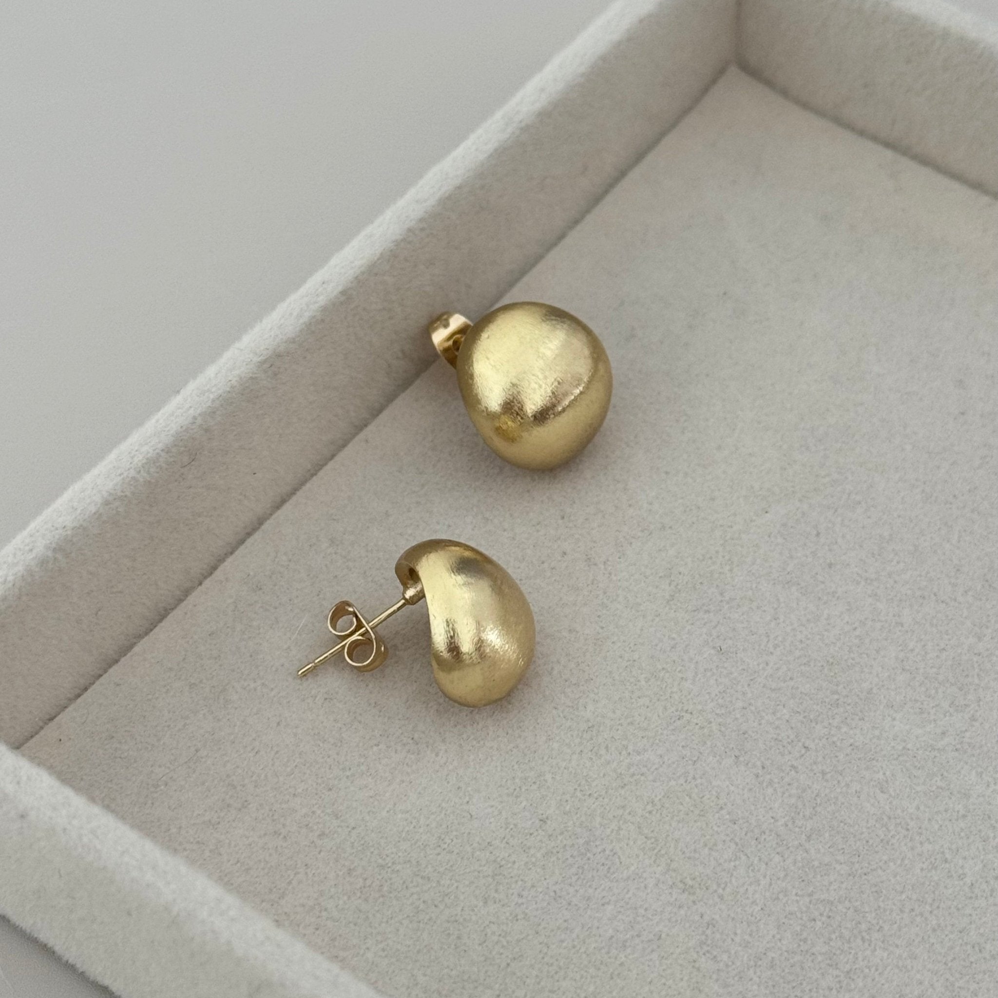 Gold Stud - LimaLimón Store