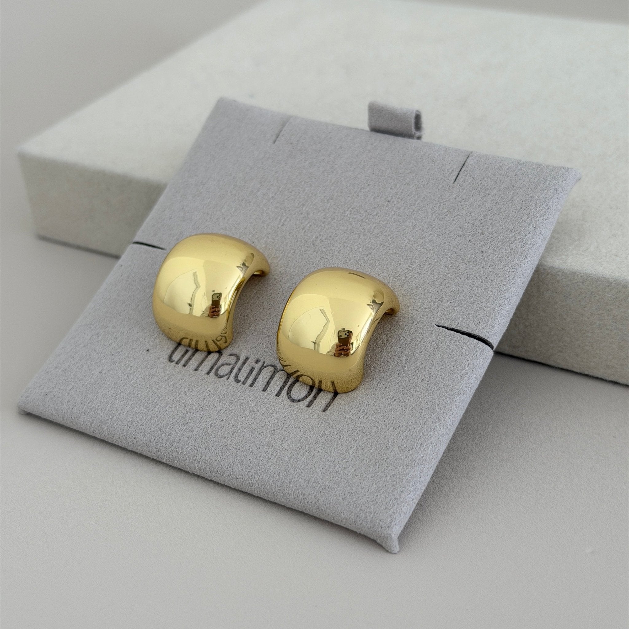 Golden Dome Stud Earrings - Earring | LimaLimón Store - 2