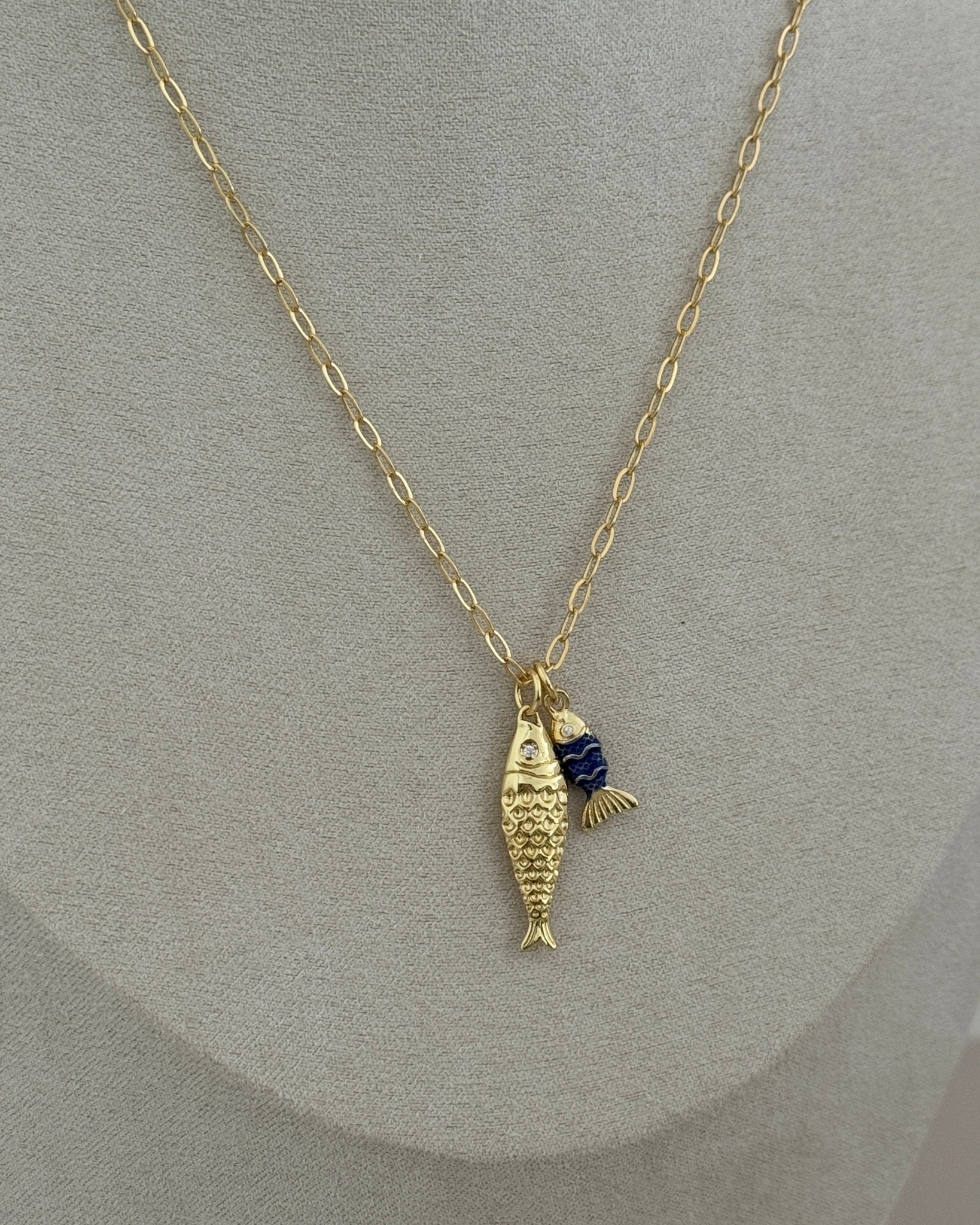 Golden Fish & Tail Charm Necklace - Necklaces | LimaLimón Store - 7