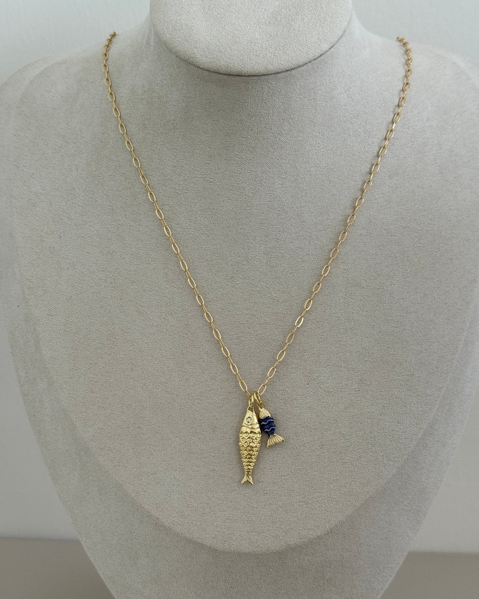 Golden Fish & Tail Charm Necklace - Necklaces | LimaLimón Store - 3