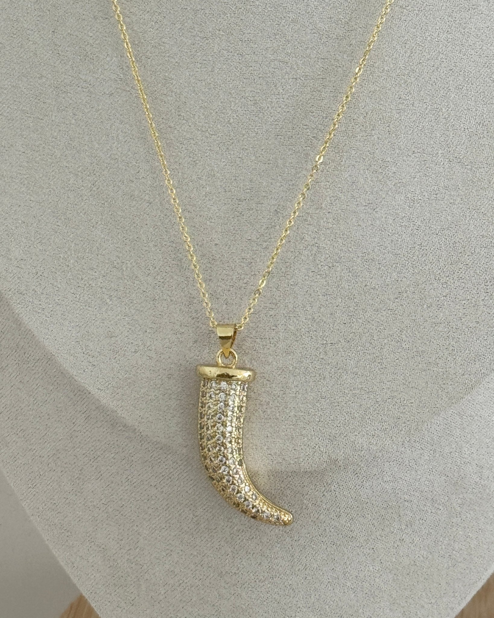 Golden Horn Pendant Necklace - Necklace | LimaLimón Store - 3