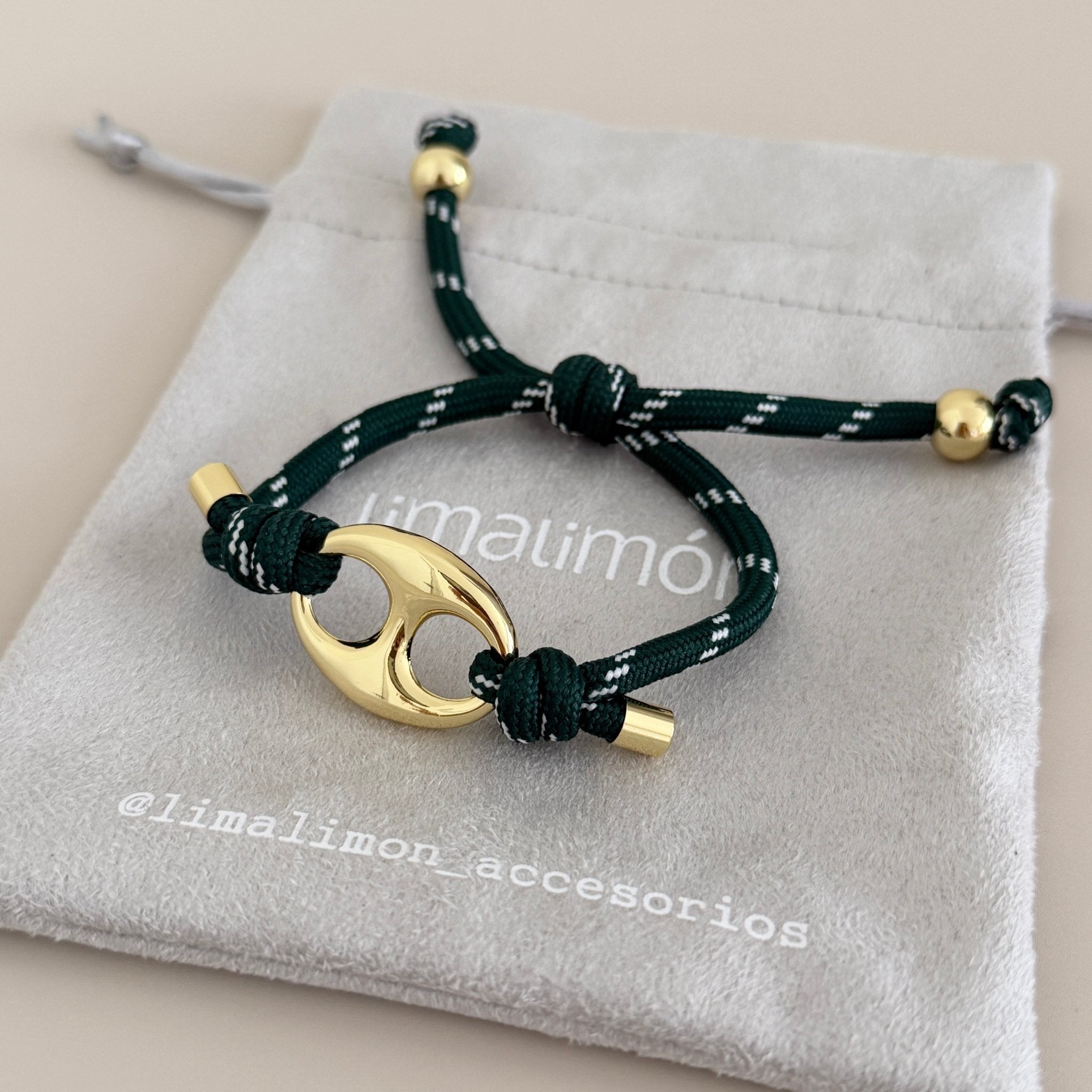 Golden Link Adjustable Bracelet - Bracelets | LimaLimón Store - 2