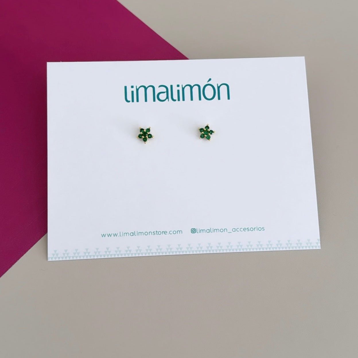 Green Stud Flower - LimaLimón Store
