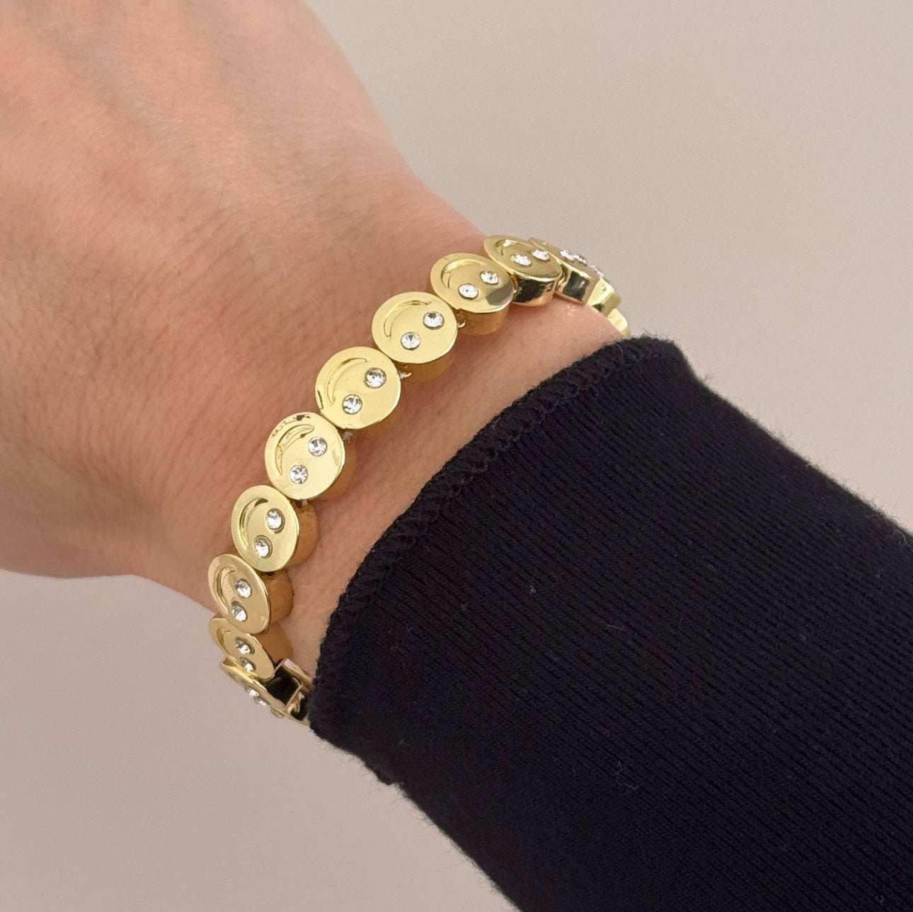 Golden Smiley Stretch Bracelet - Bracelet | LimaLimón Store - 4