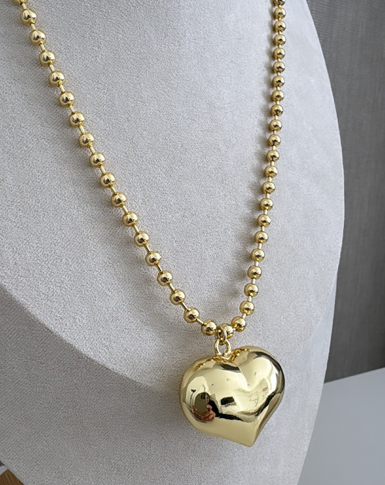 Heart Bead Necklace - Necklaces | LimaLimón Store - 3