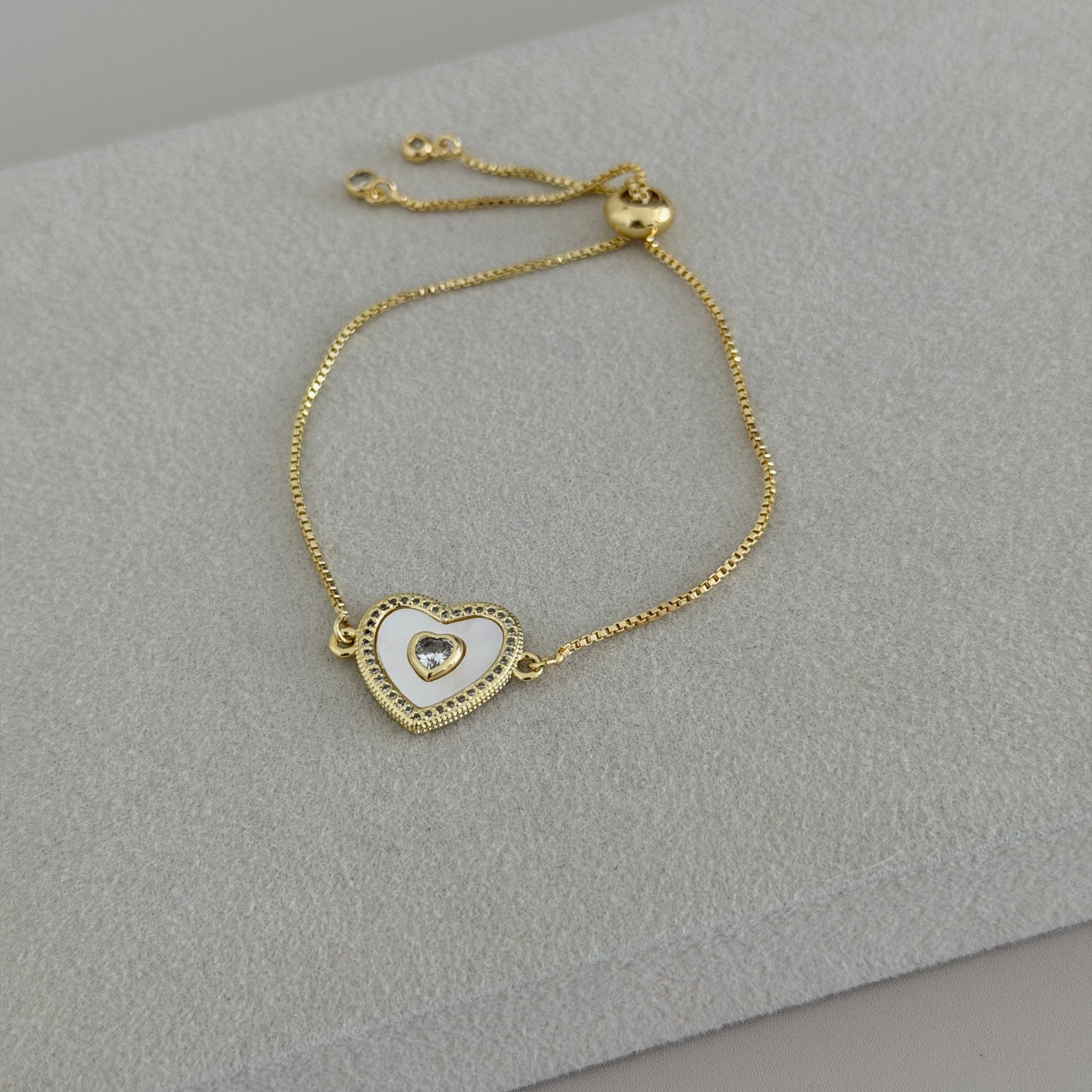 Heart Charm Bracelet - Bracelet | LimaLimón Store - 1