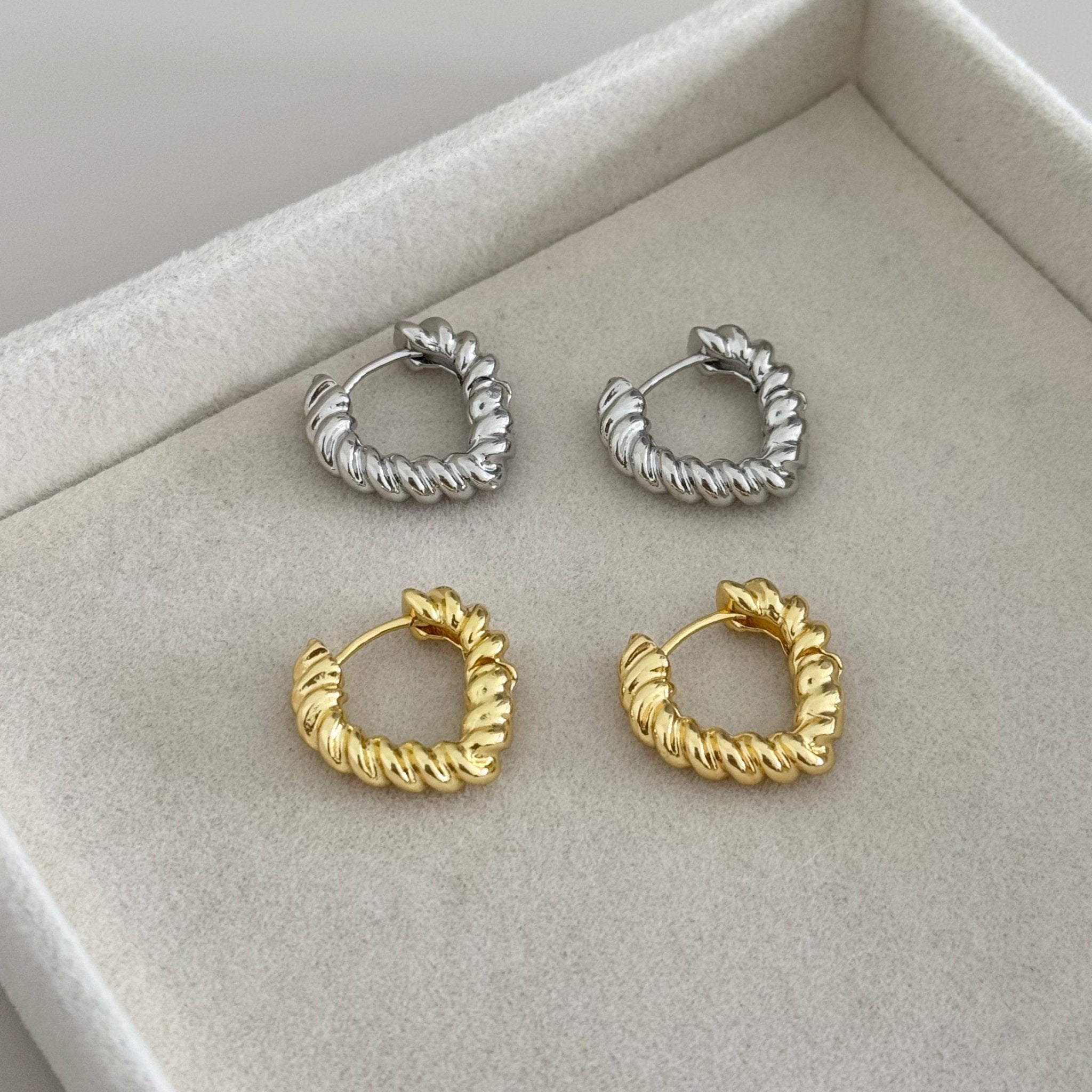 Heart Earring - Earring | LimaLimón Store - 4