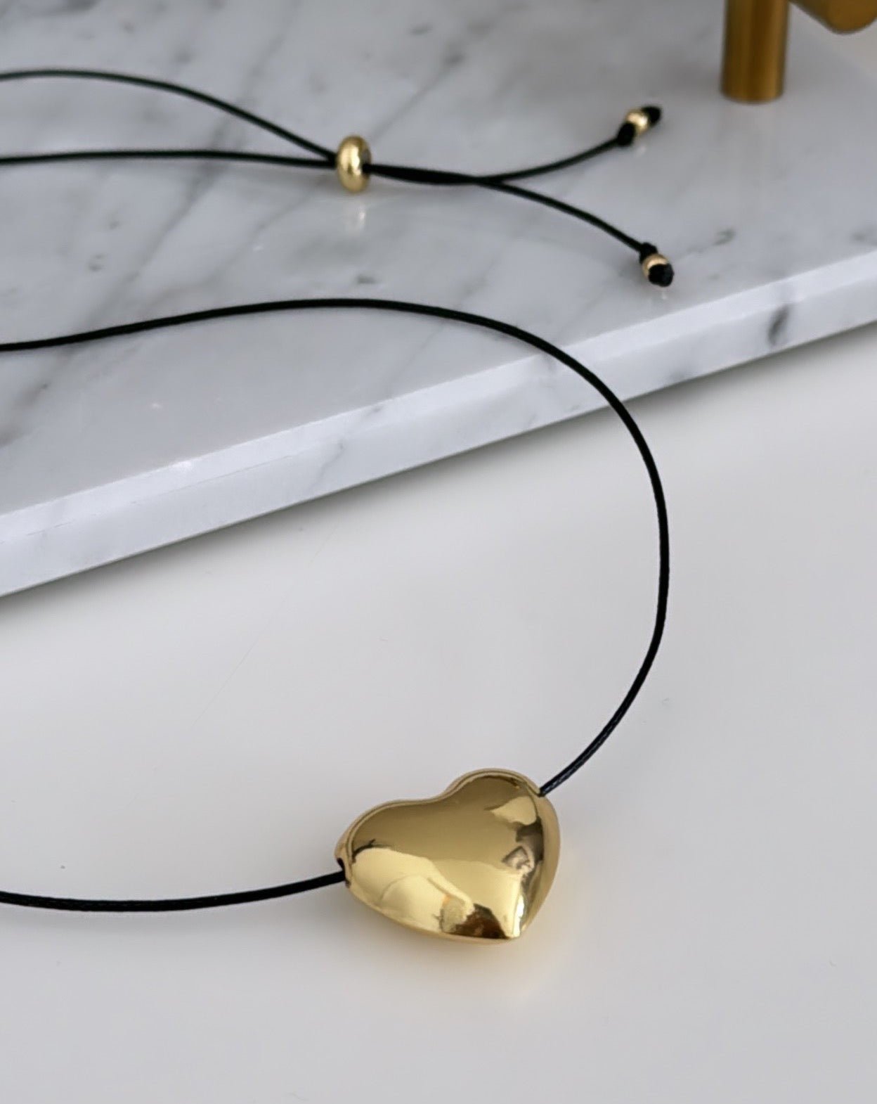 Heart Gold Cord Necklace - Necklaces | LimaLimón Store - 4