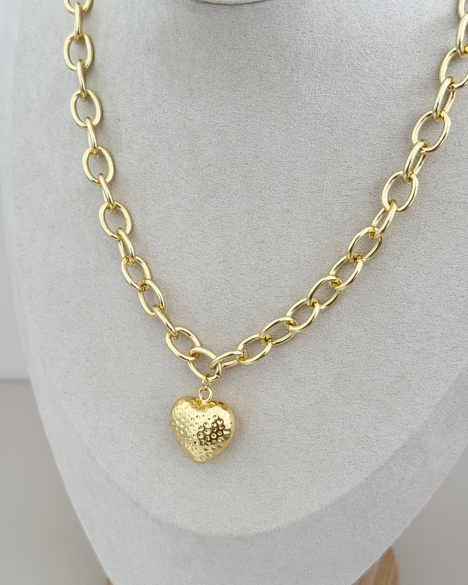 Heart Gold Necklace - Necklaces | LimaLimón Store - 4