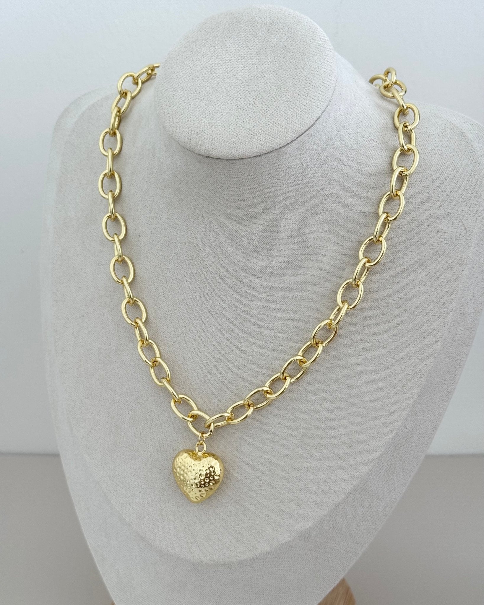 Heart Gold Necklace - Necklaces | LimaLimón Store - 3