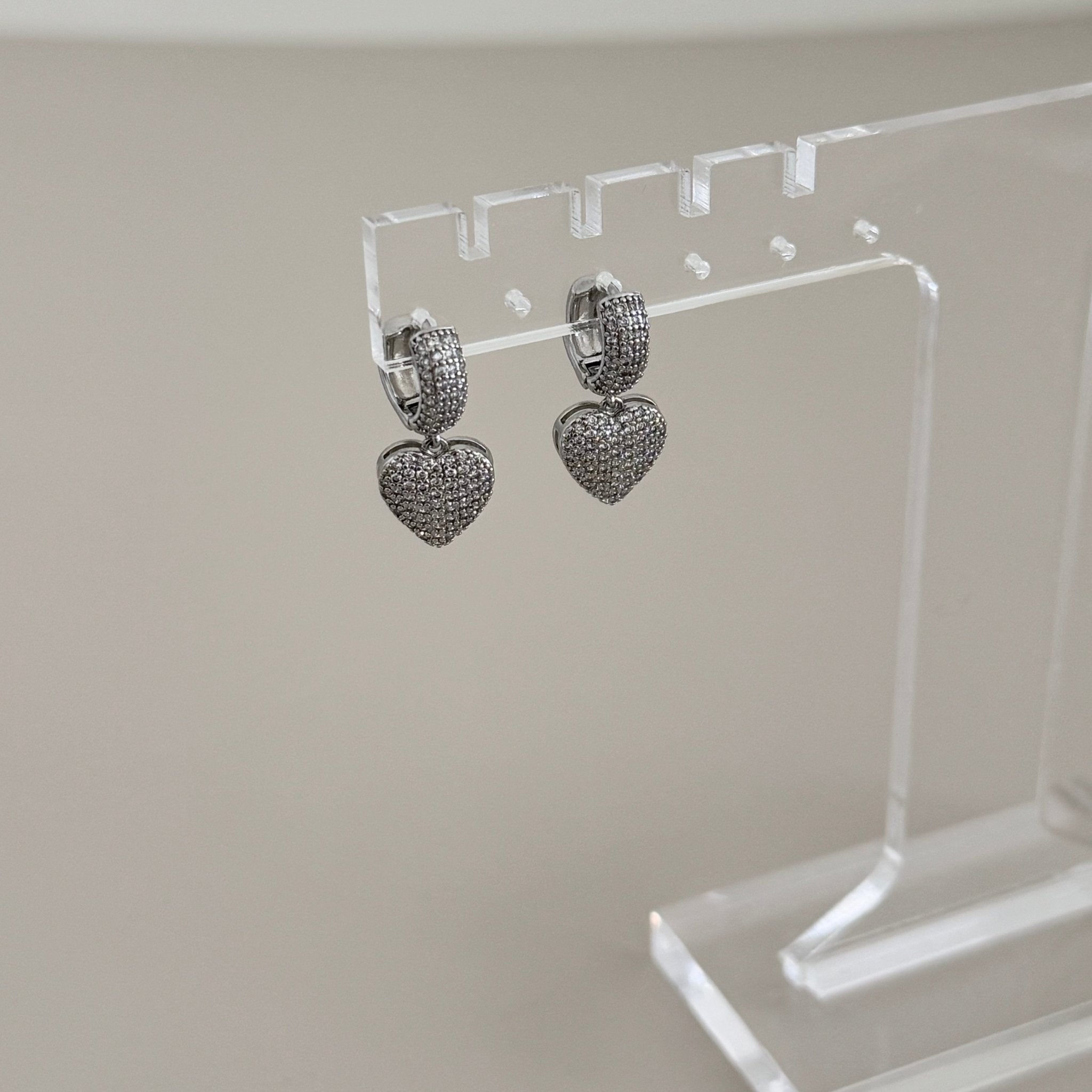 Heart Huggies Earring - Earring | LimaLimón Store - 5