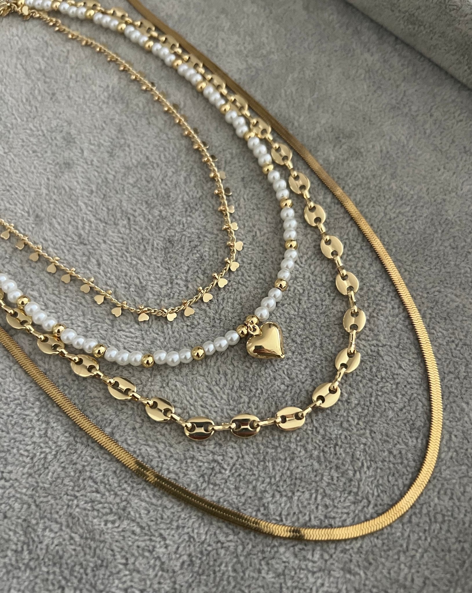 Heart Pearls Style Layering (Set 4) - Necklace | LimaLimón Store - 4
