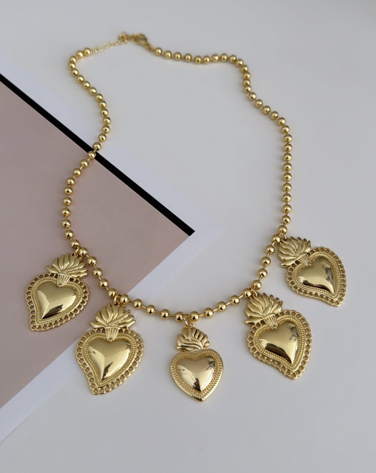 Hearts Beaded Necklace - LimaLimón Store