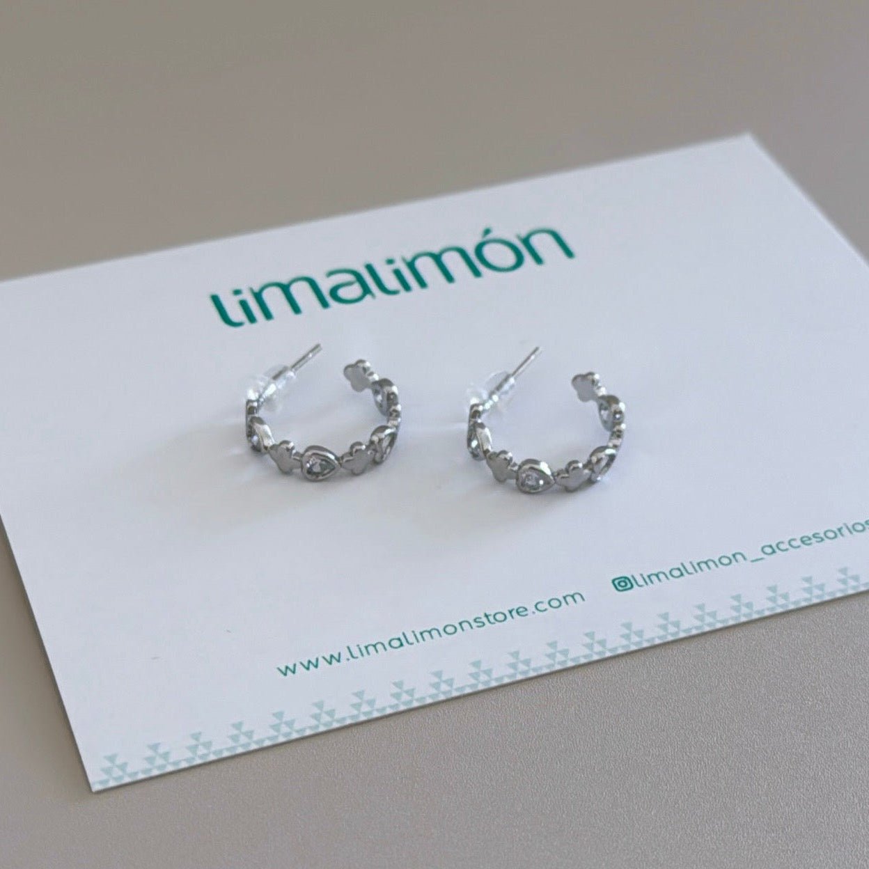 Hearts Zirconia Hoops - Earring | LimaLimón Store - 3
