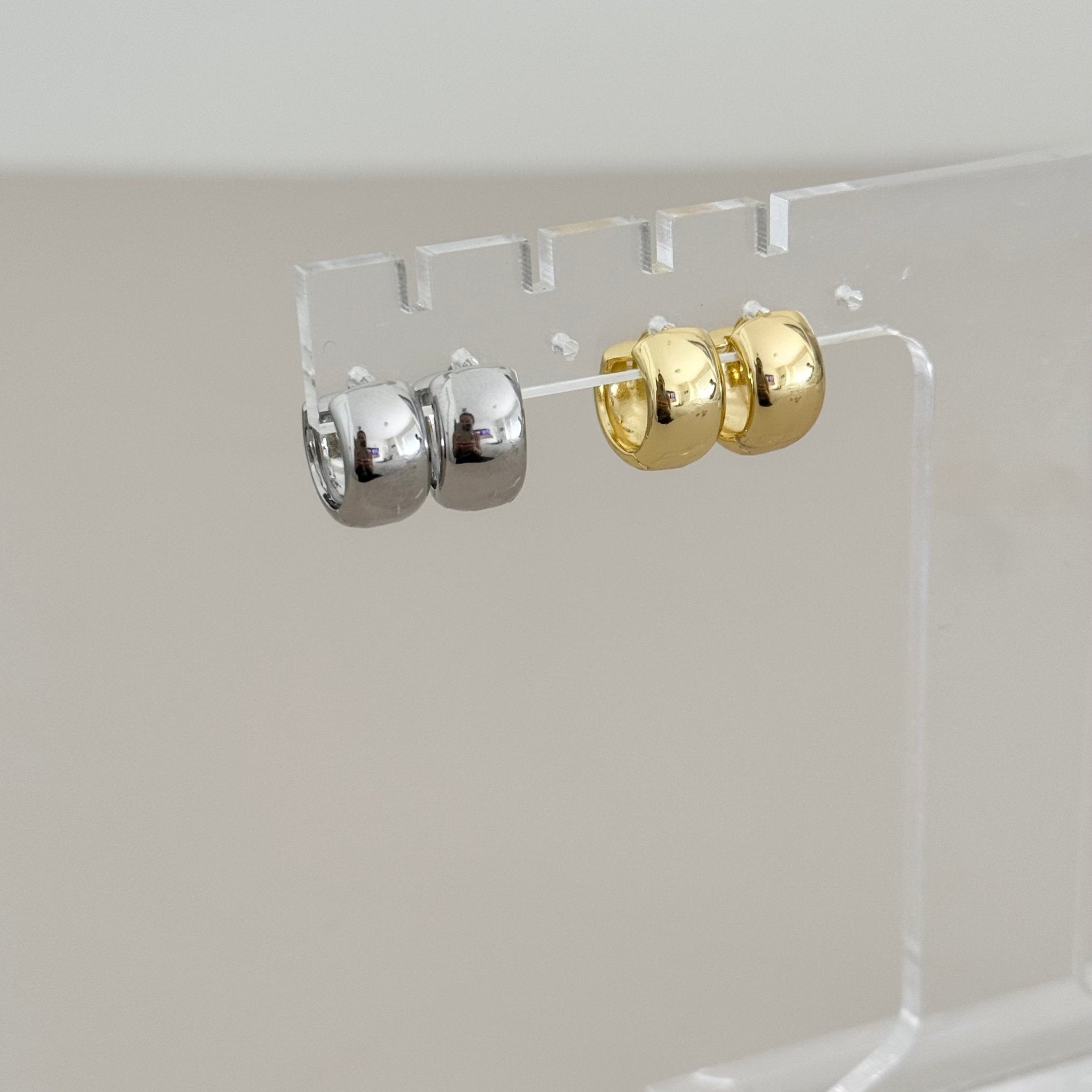 Hoops Earring - LimaLimón Store