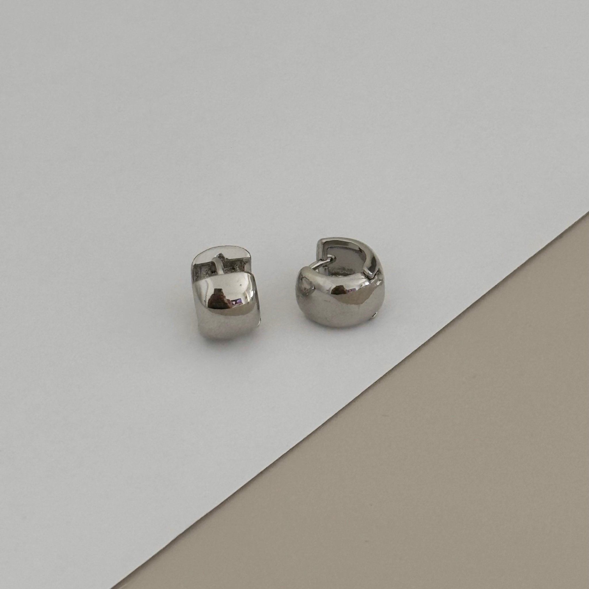 Hoops Earring - LimaLimón Store