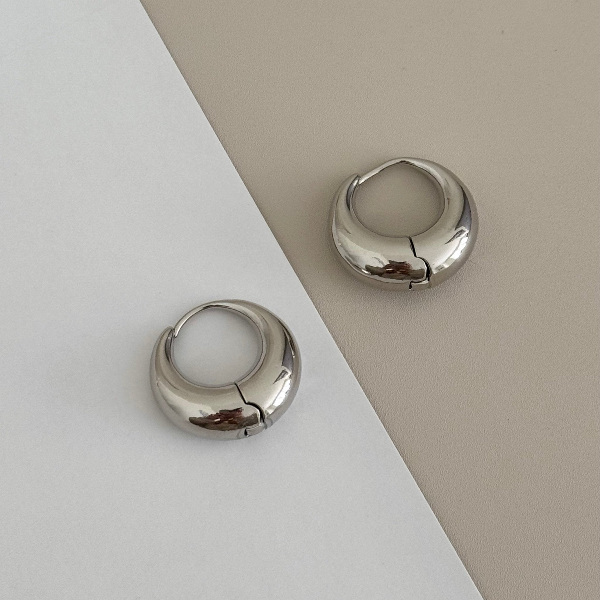 Hoops Earring - Earring | LimaLimón Store - 3