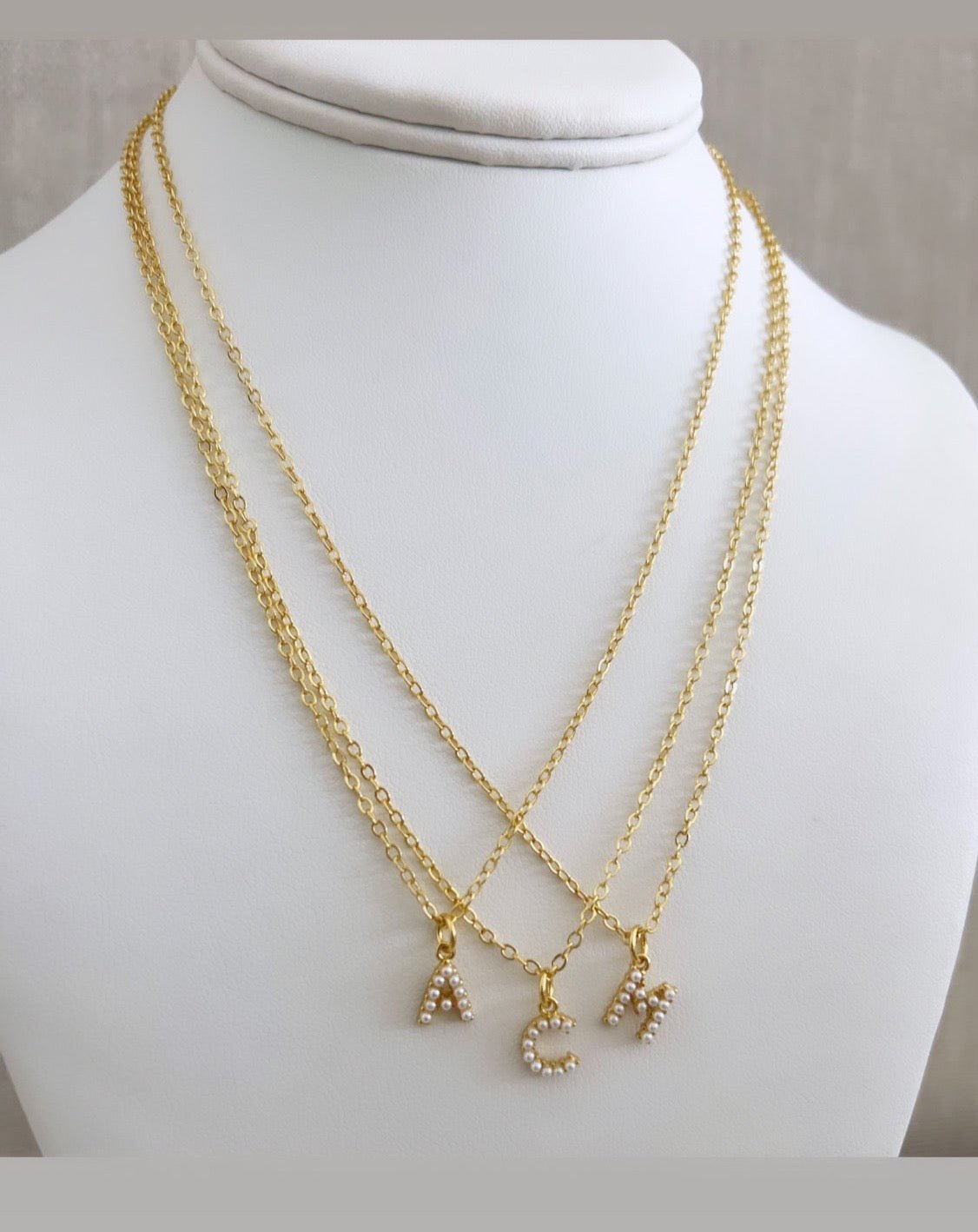 Initial Pearls Necklace - Necklaces | LimaLimón Store - 3