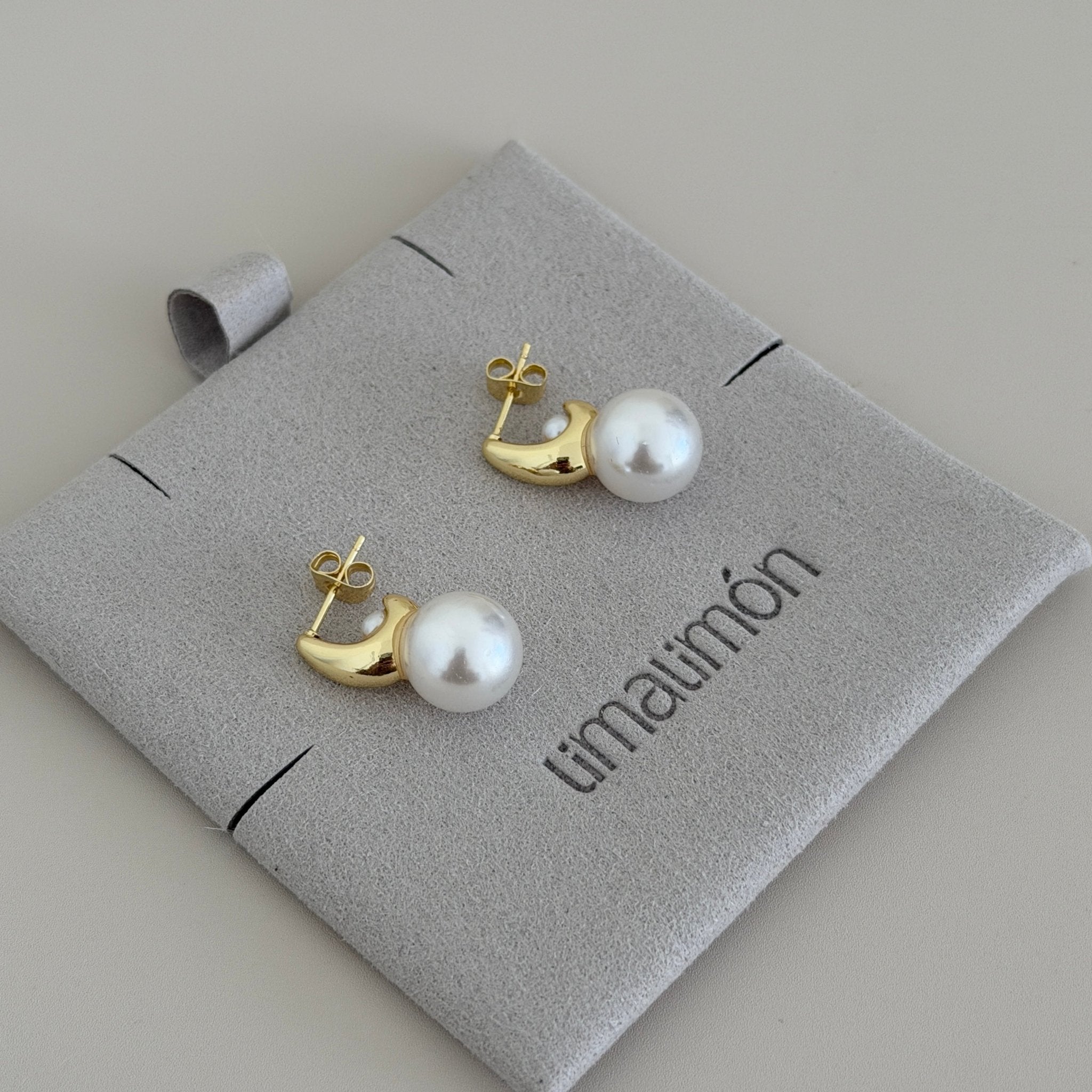 Isabella Pearl Gold Stud Earrings - Earring | LimaLimón Store - 2