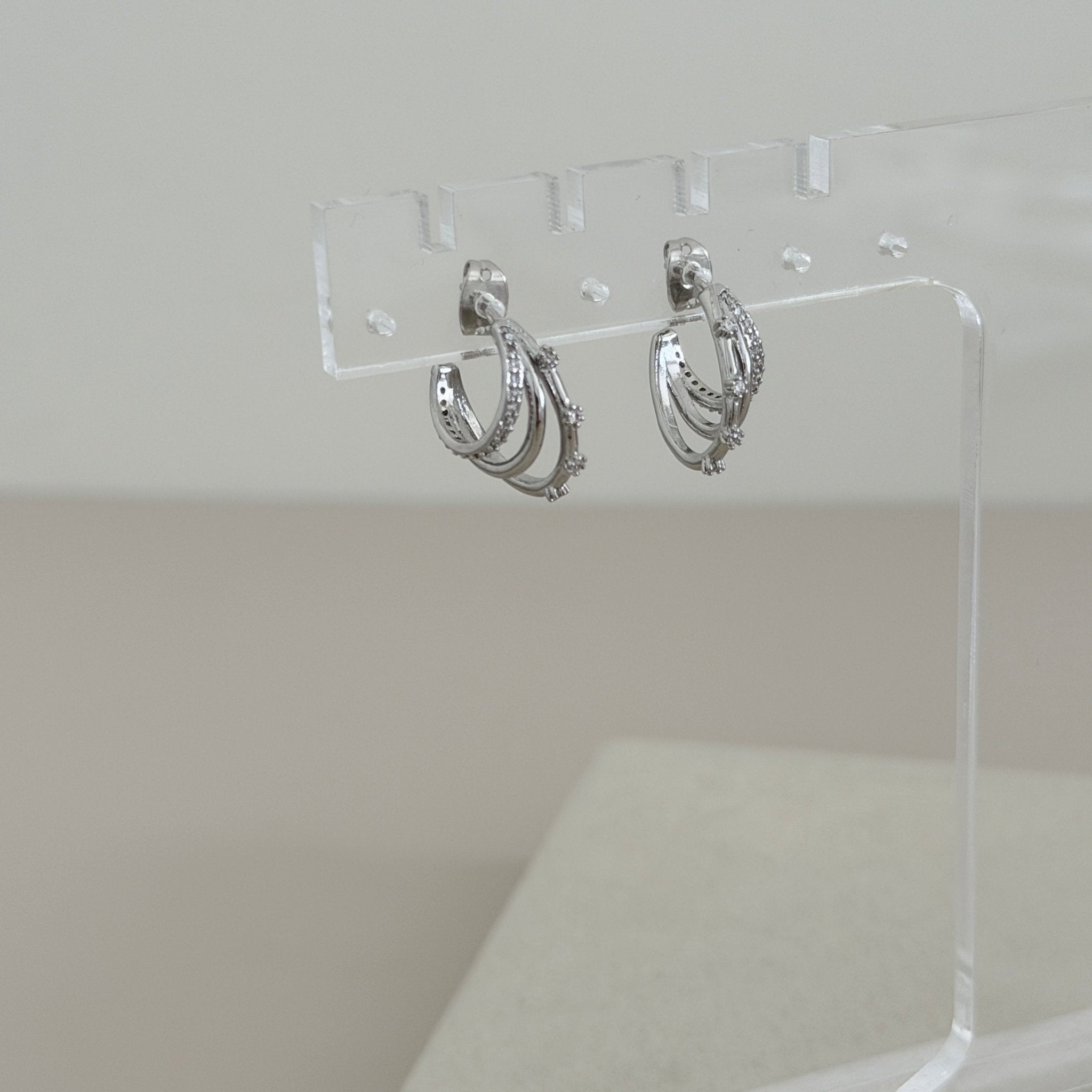 Layered Shine Huggie Earrings - Earring | LimaLimón Store - 5