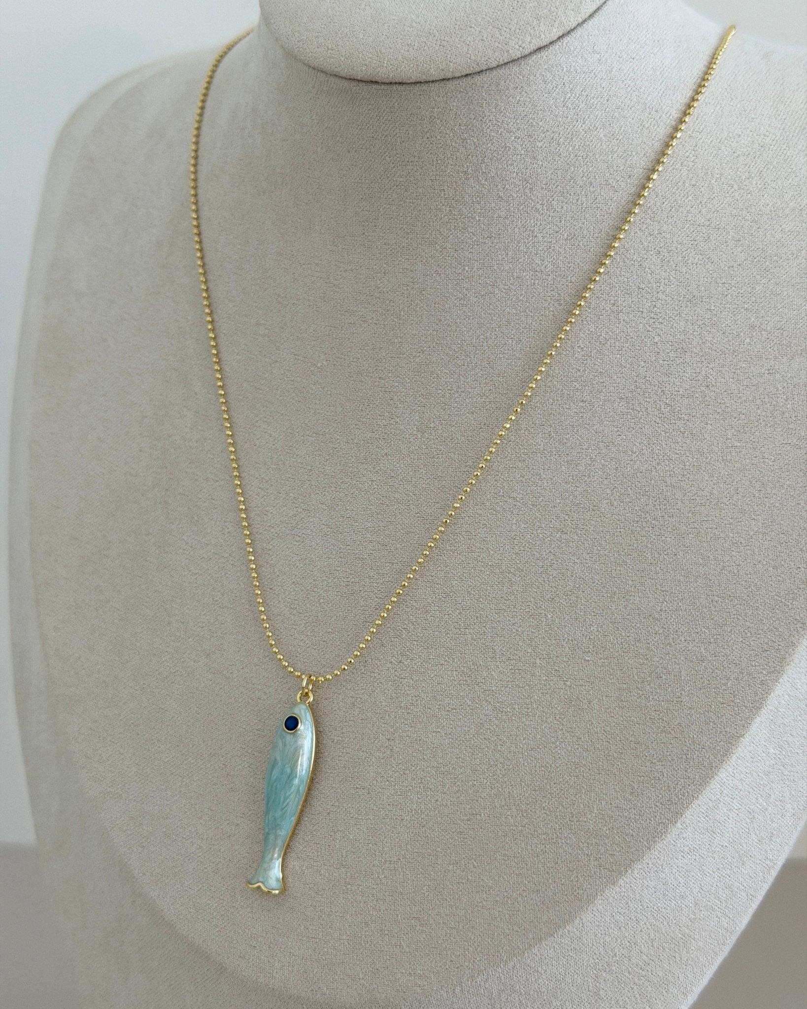 Lucky Fish Necklace - Necklaces | LimaLimón Store - 2