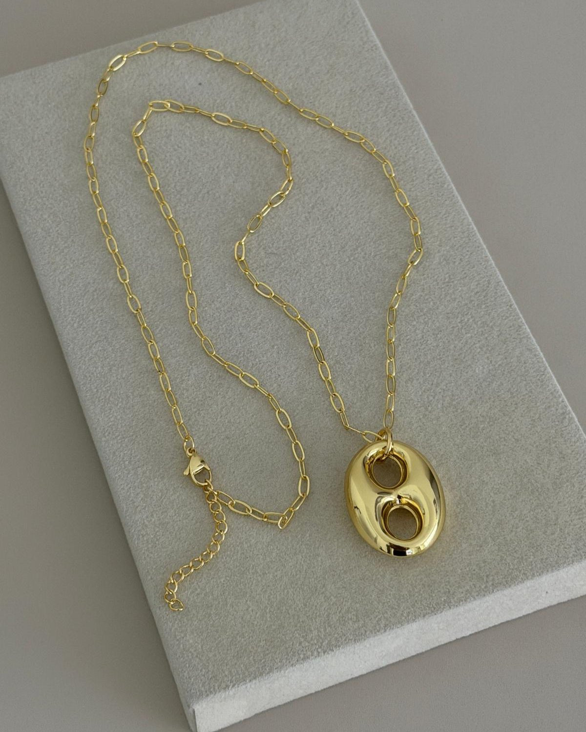 Luna Gold Pendant Necklace - Necklace | LimaLimón Store - 2