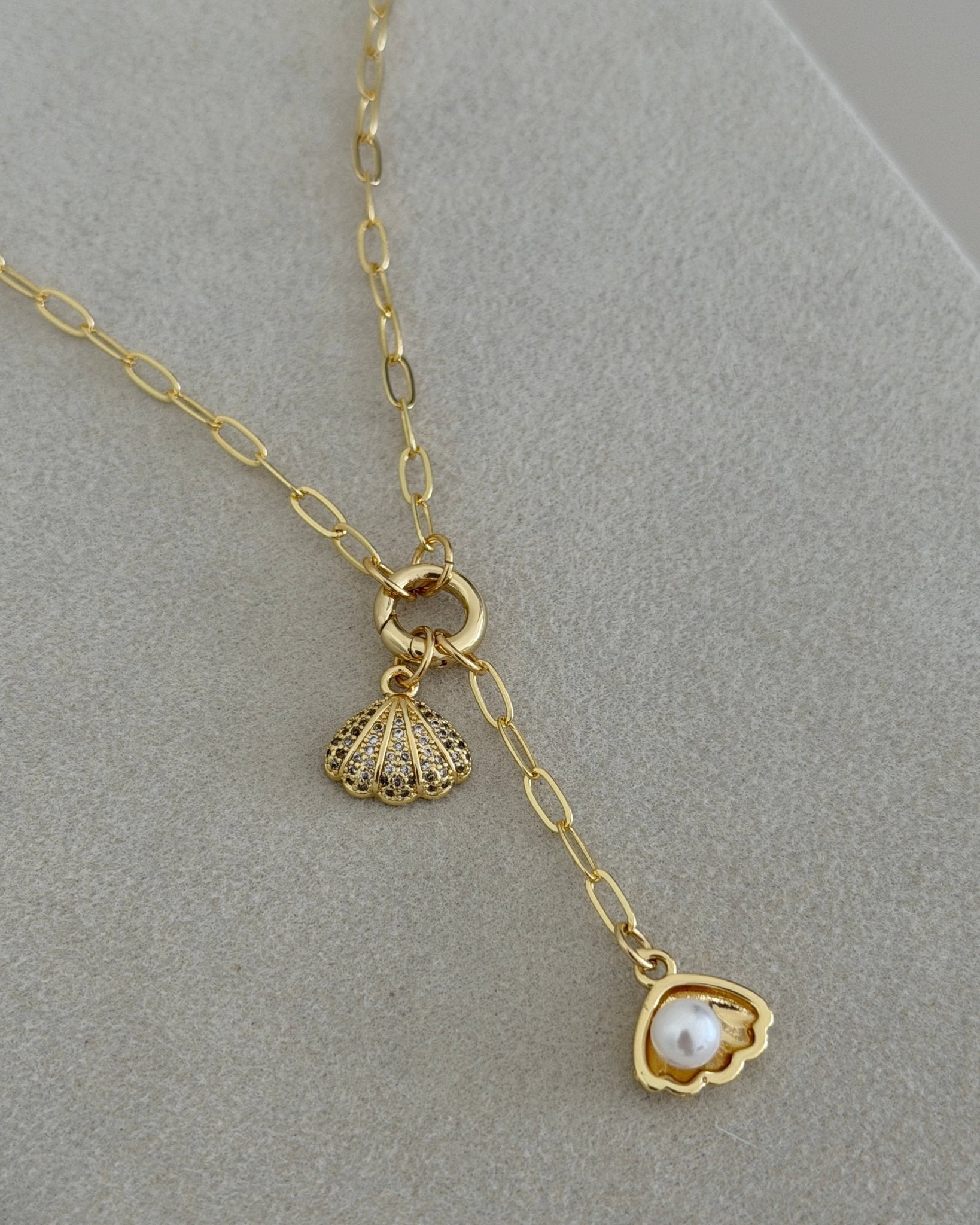 Luna Link Gold Necklace - Necklaces | LimaLimón Store - 2
