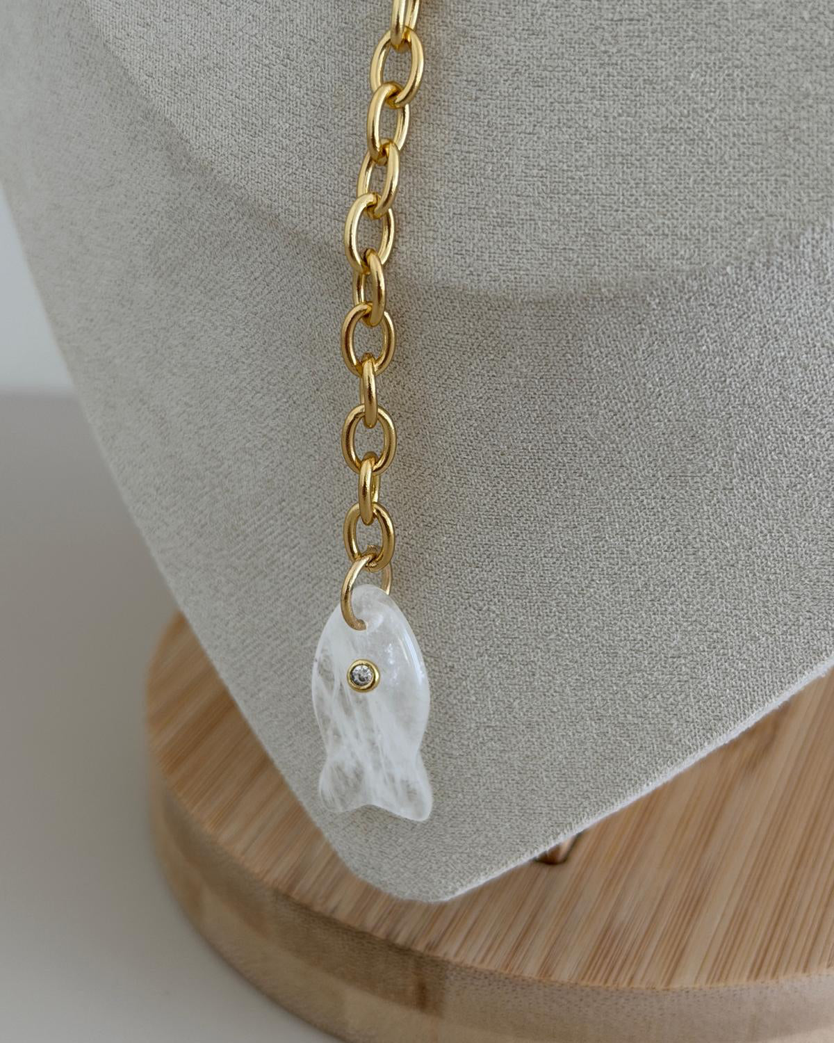 Mini Fish Charm Drop Necklace - Necklace | LimaLimón Store - 4