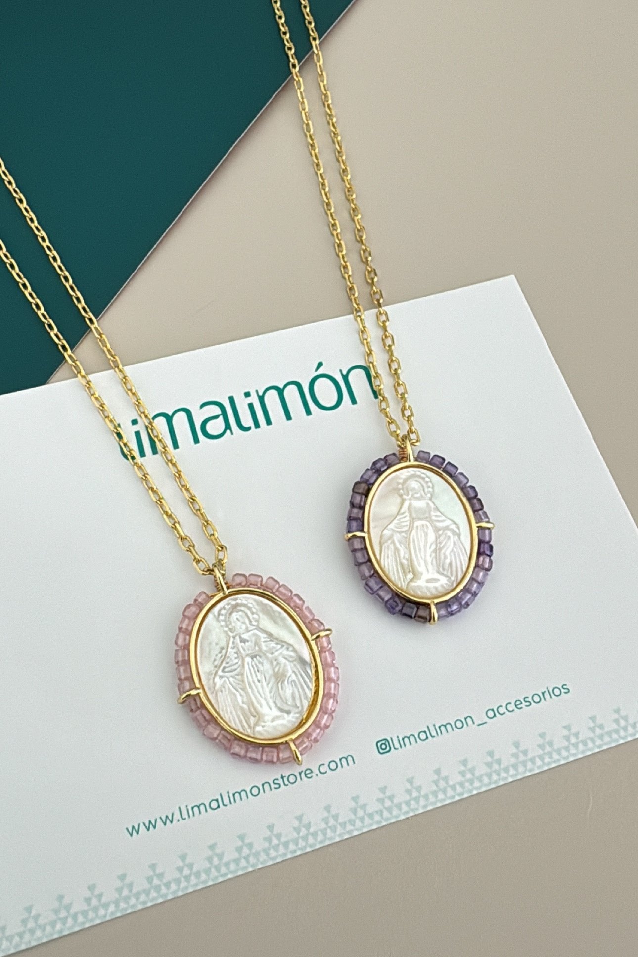 Miracle Nacre Virgin Necklace - Necklace | LimaLimón Store - 6