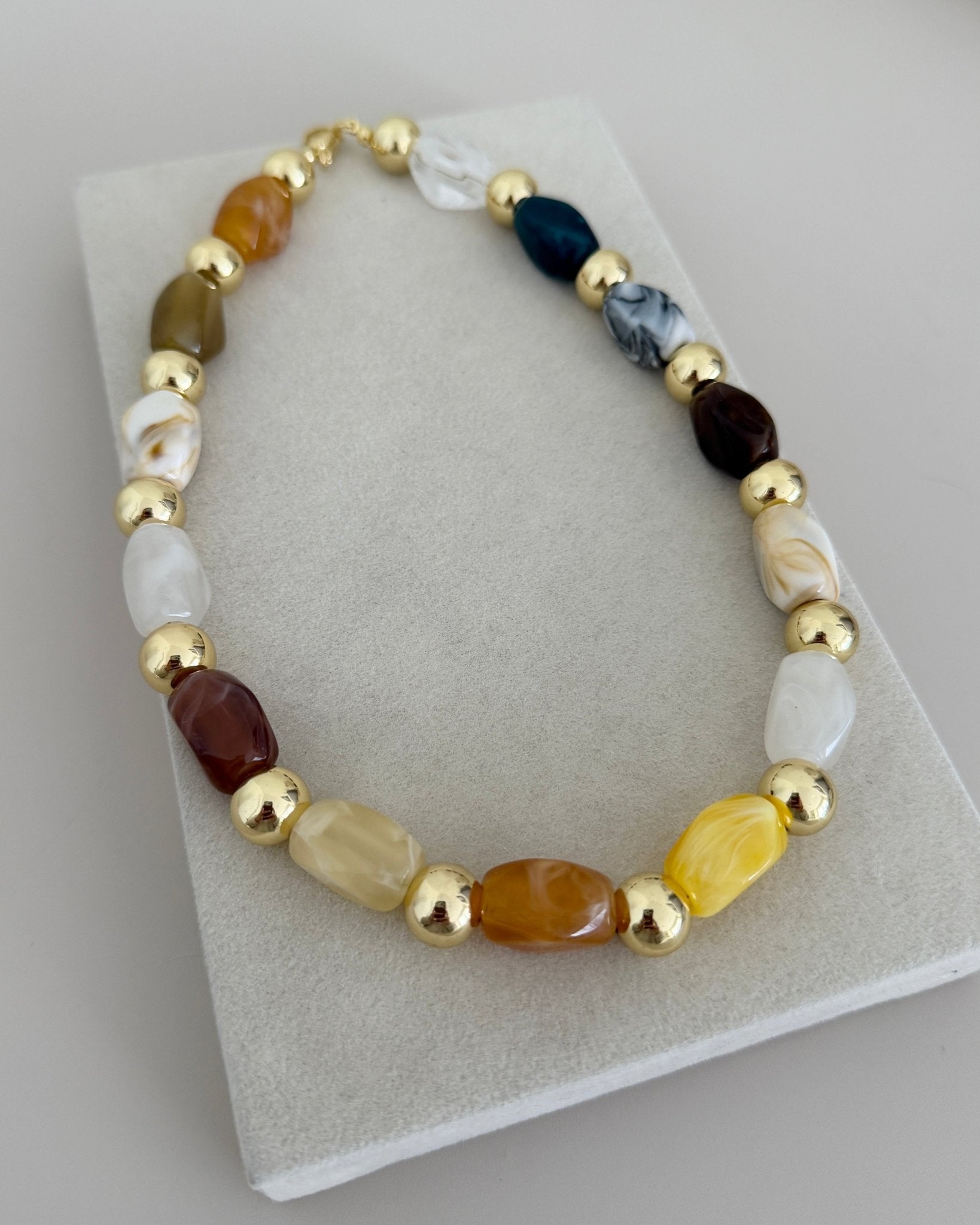 Mixed Bead Gold Plated Necklace - Necklace | LimaLimón Store - 1