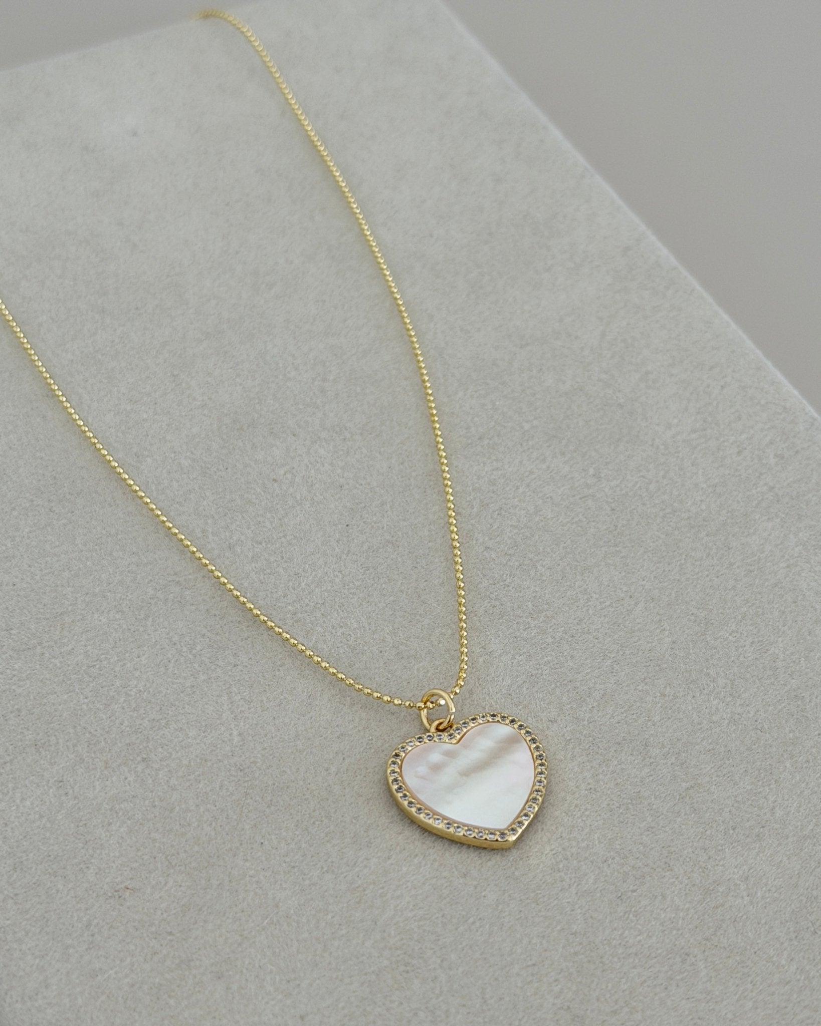 Mother of Pearl Heart Necklace - Necklace | LimaLimón Store - 3