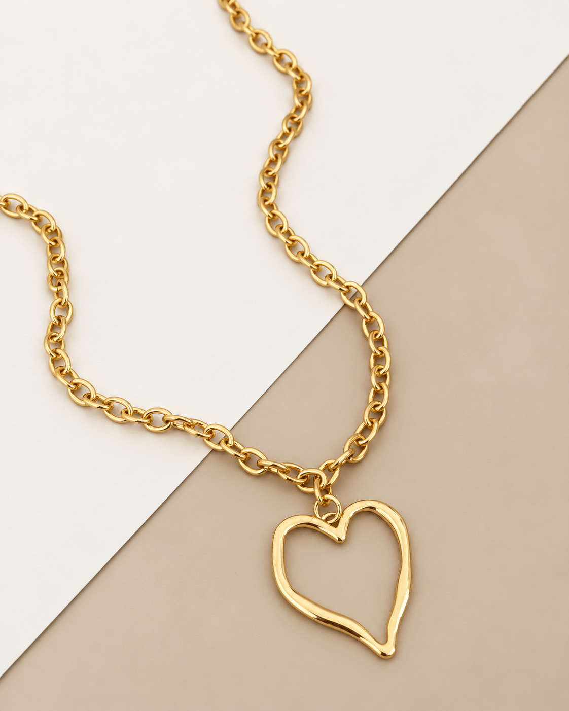 Open Heart Necklace - Necklace | LimaLimón Store - 1
