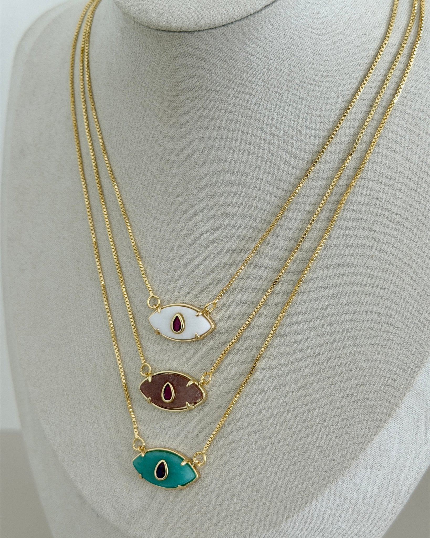 Oval Evil Eye Gold Plated Necklace - Necklace | LimaLimón Store - 7