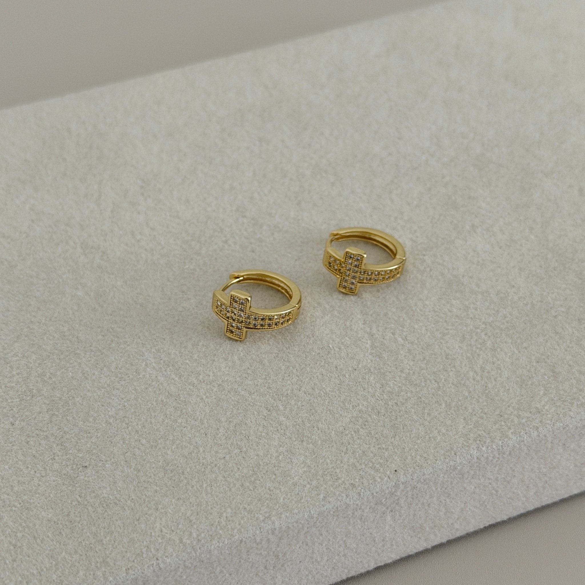 Pavé Cross Huggie Earrings - Earring | LimaLimón Store - 1