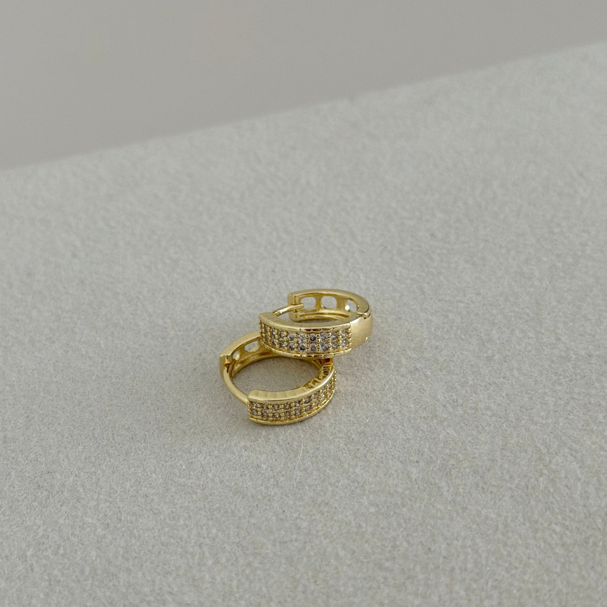 Pavé Gold Huggie Earrings - Earring | LimaLimón Store - 1