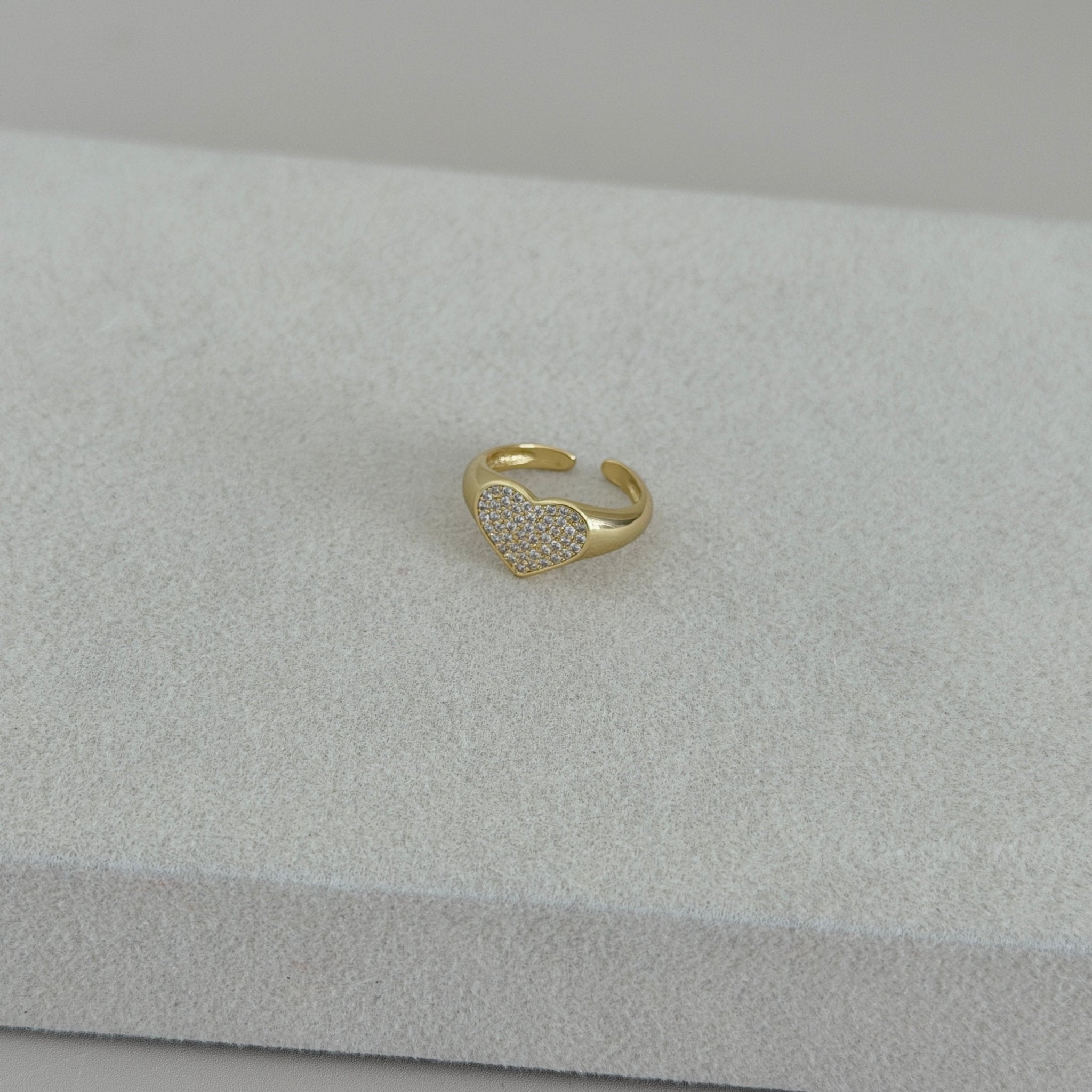 Pavé Heart Open Ring - ring jewelry | LimaLimón Store - 4