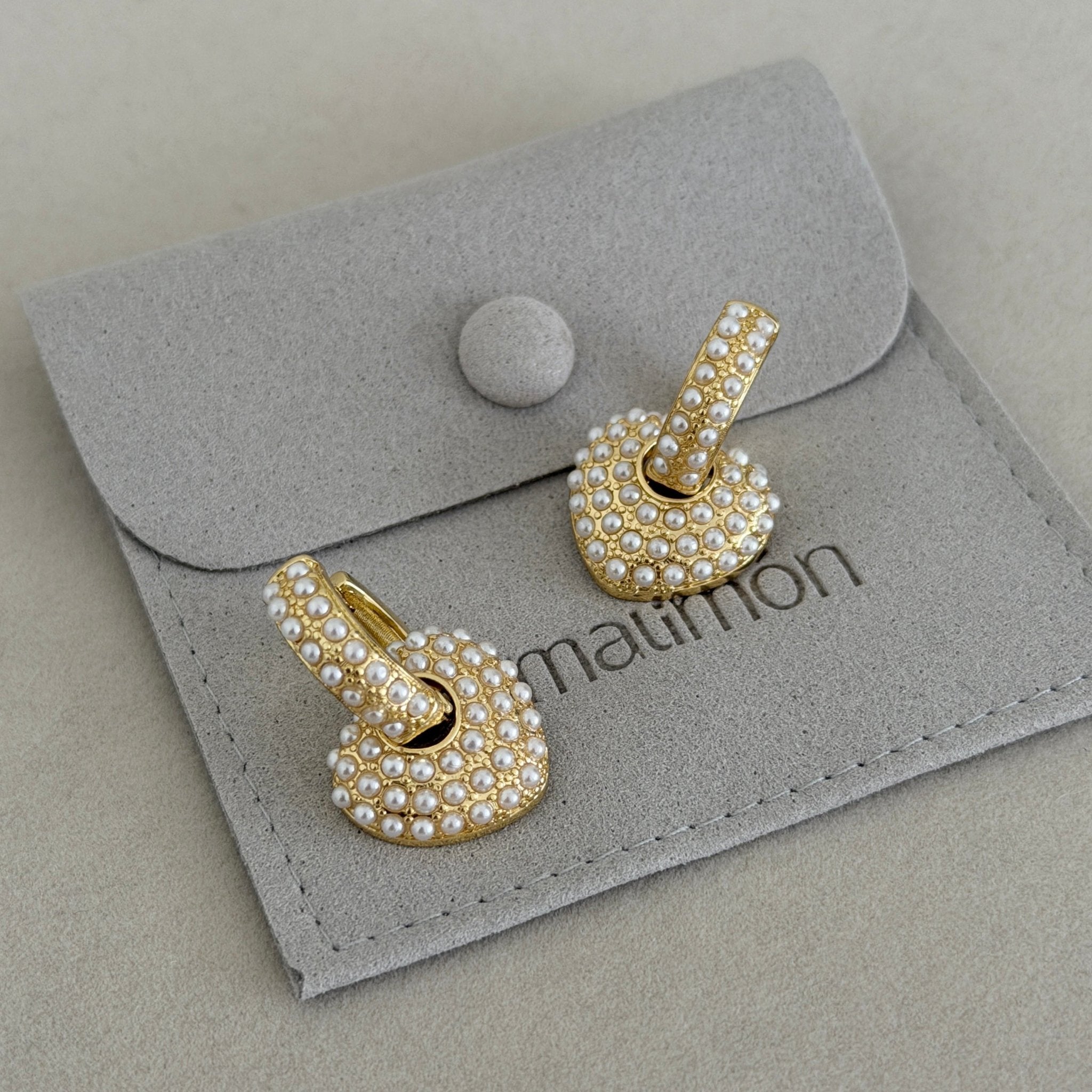 Pearl Pavé Knot Hoop Earrings - Earring | LimaLimón Store - 2