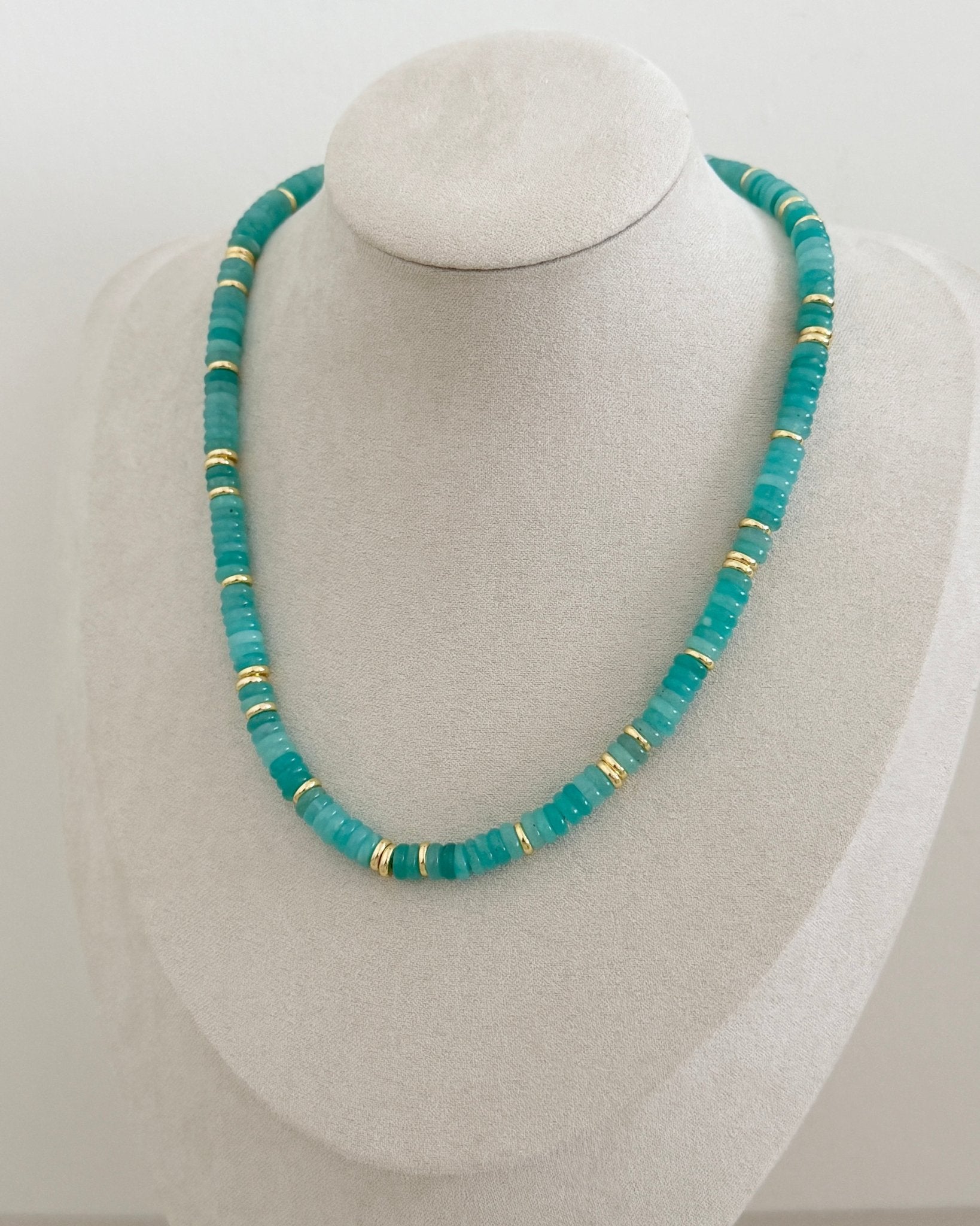 Puka Beaded Choker Necklace - Necklaces | LimaLimón Store - 7