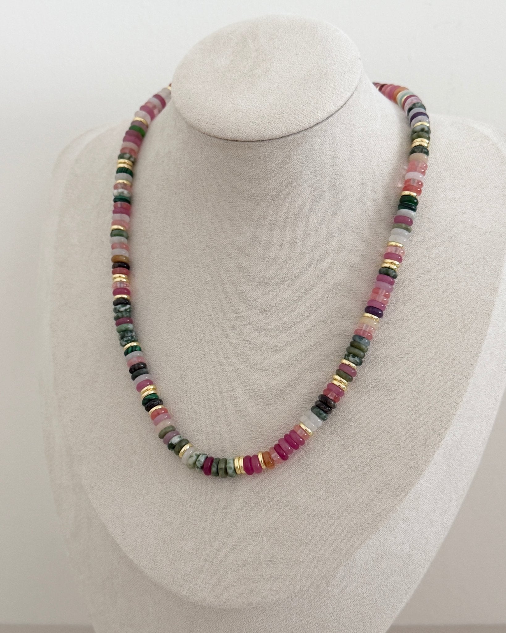 Puka Beaded Choker Necklace - Necklaces | LimaLimón Store - 6