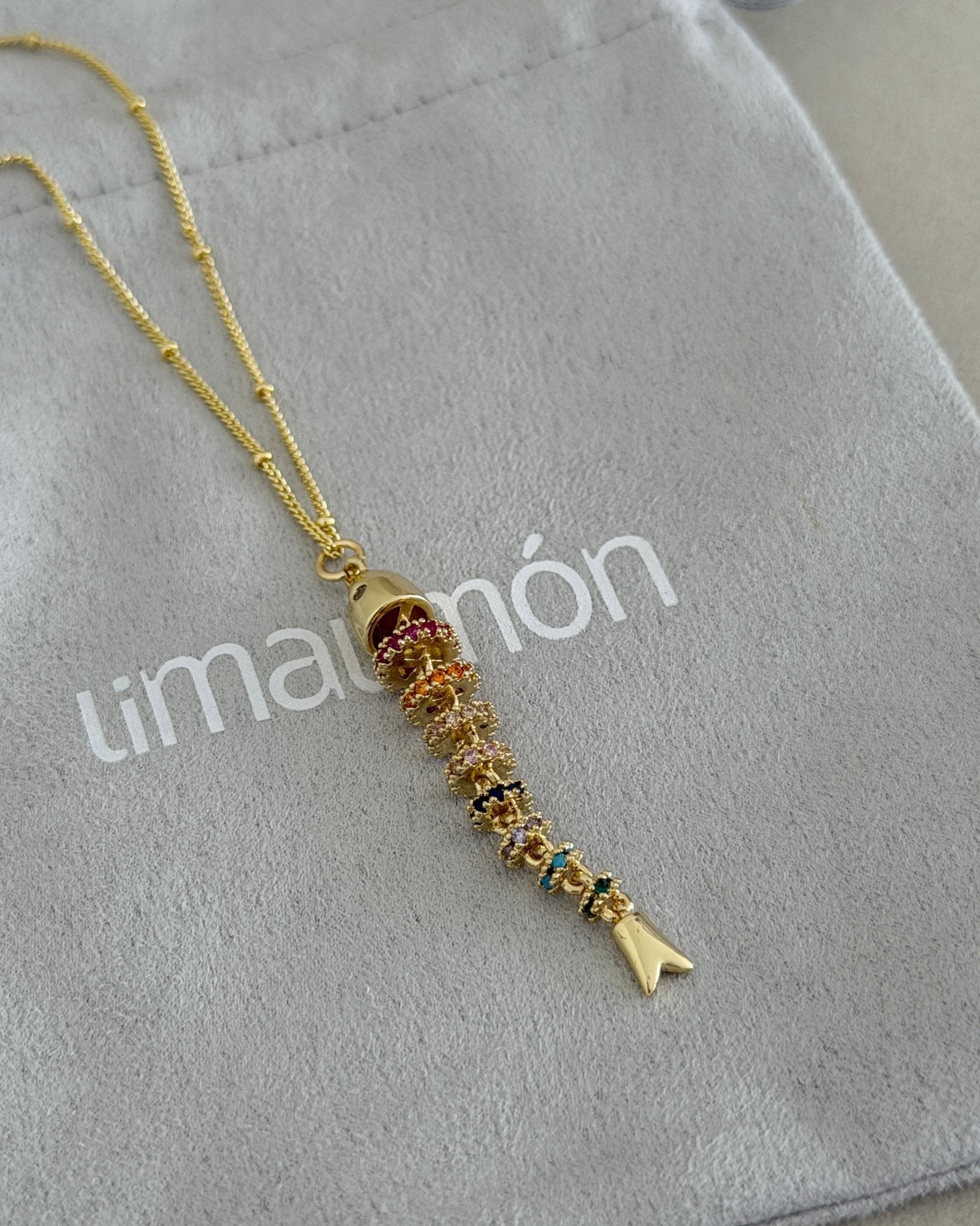 Rainbow Fish Pendant Necklace - Necklaces | LimaLimón Store - 6