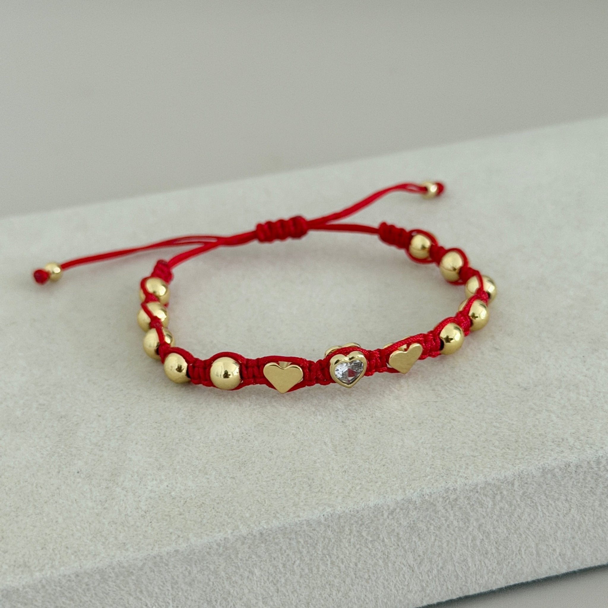 Red Heart Macramé Bracelet - Bracelet | LimaLimón Store - 1