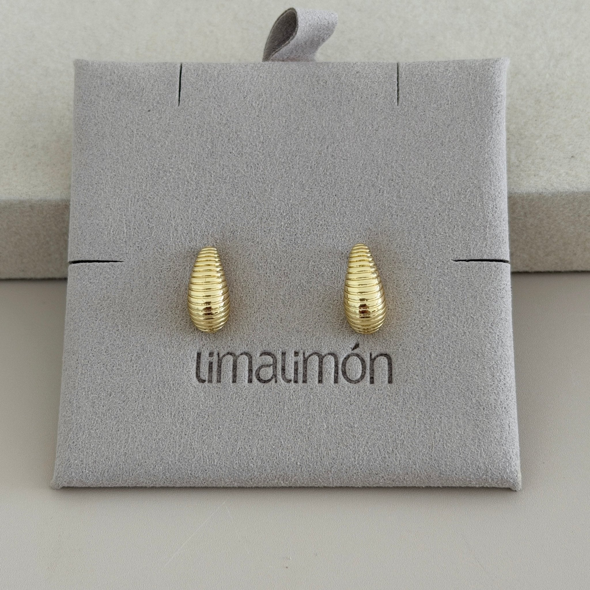 Ribbed Gold Drop Earrings - Earring | LimaLimón Store - 3