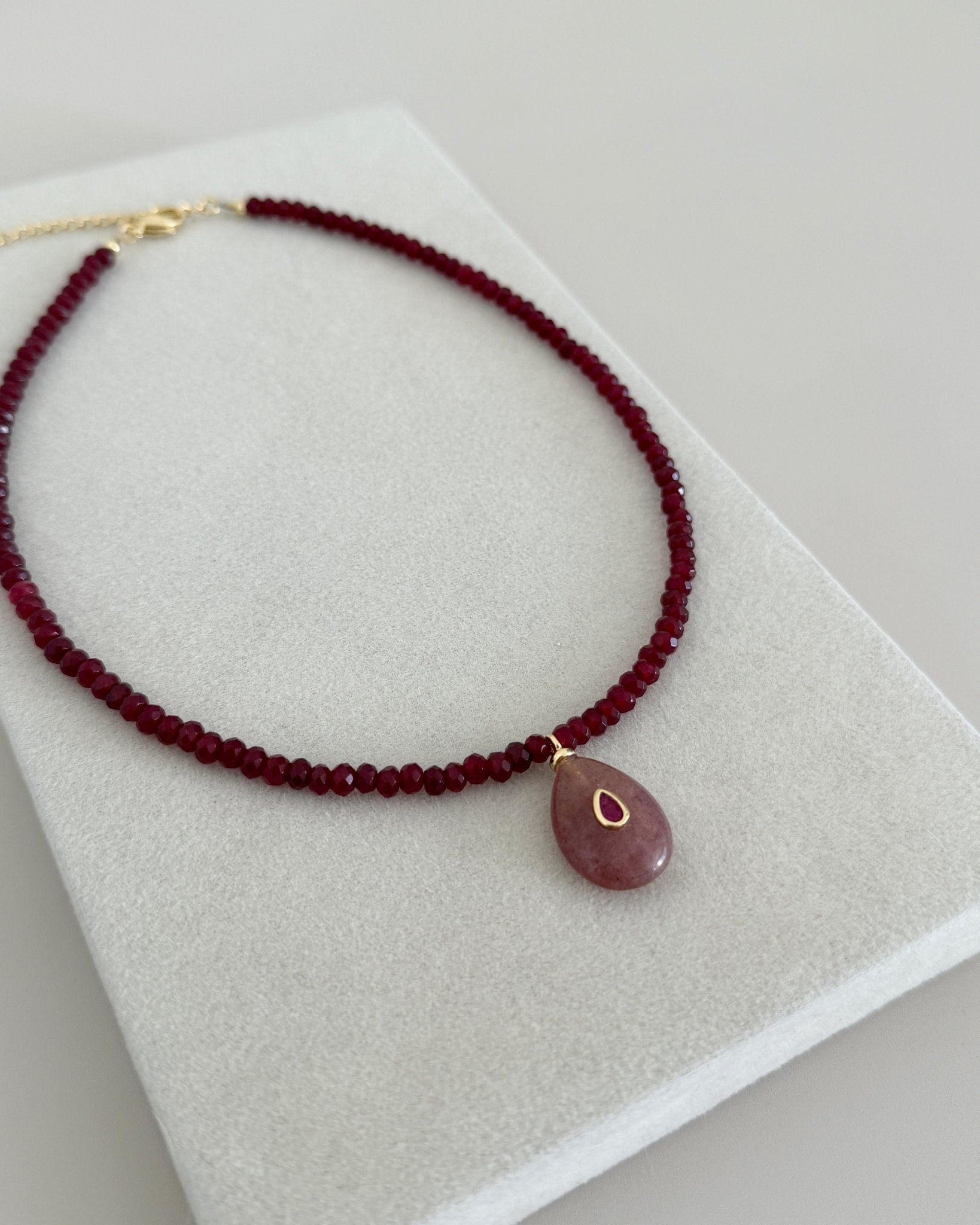 Ruby Aura Necklace - Necklace | LimaLimón Store - 5