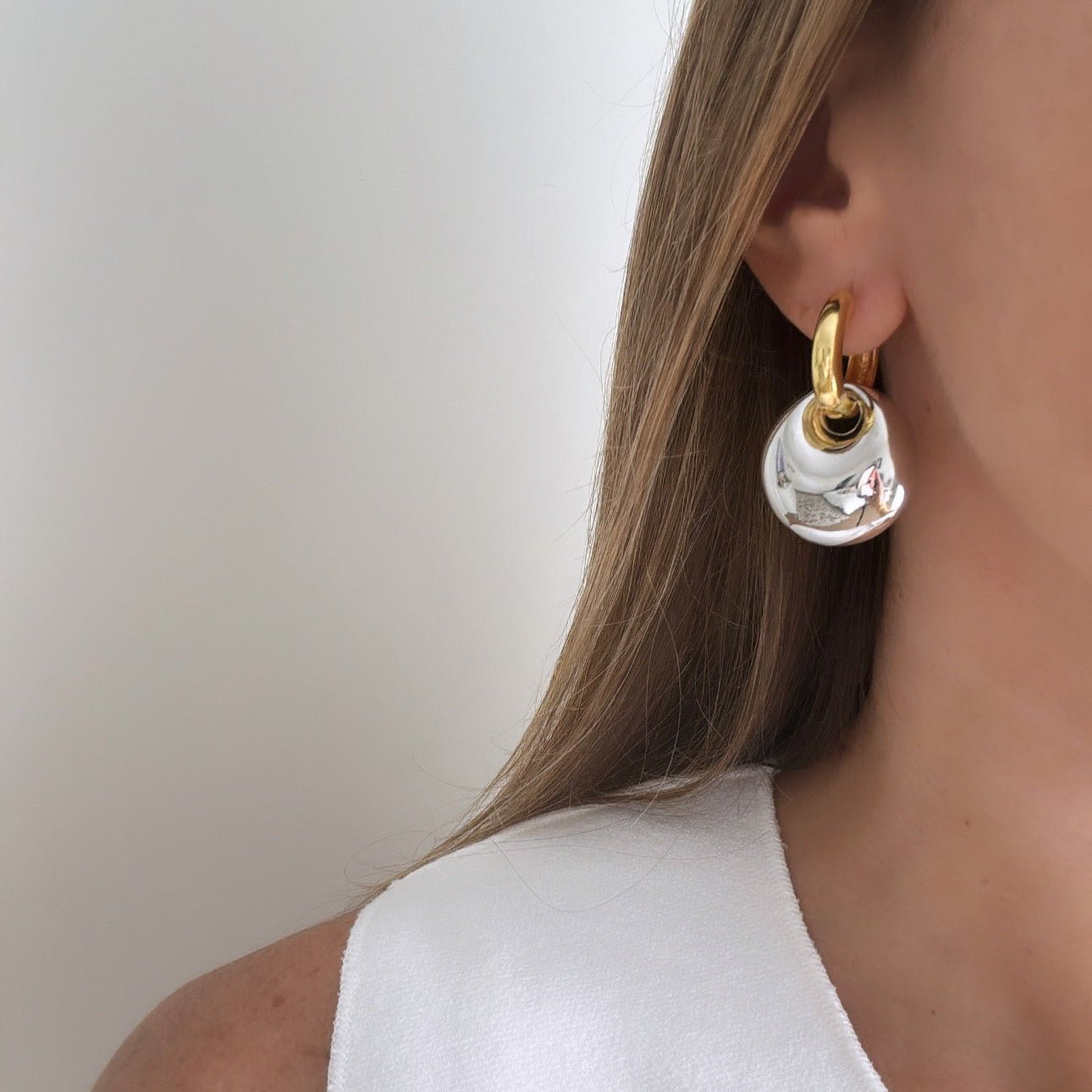Sculpted Dome Drop Earrings – Gold & Silver - Earring | LimaLimón Store - 4