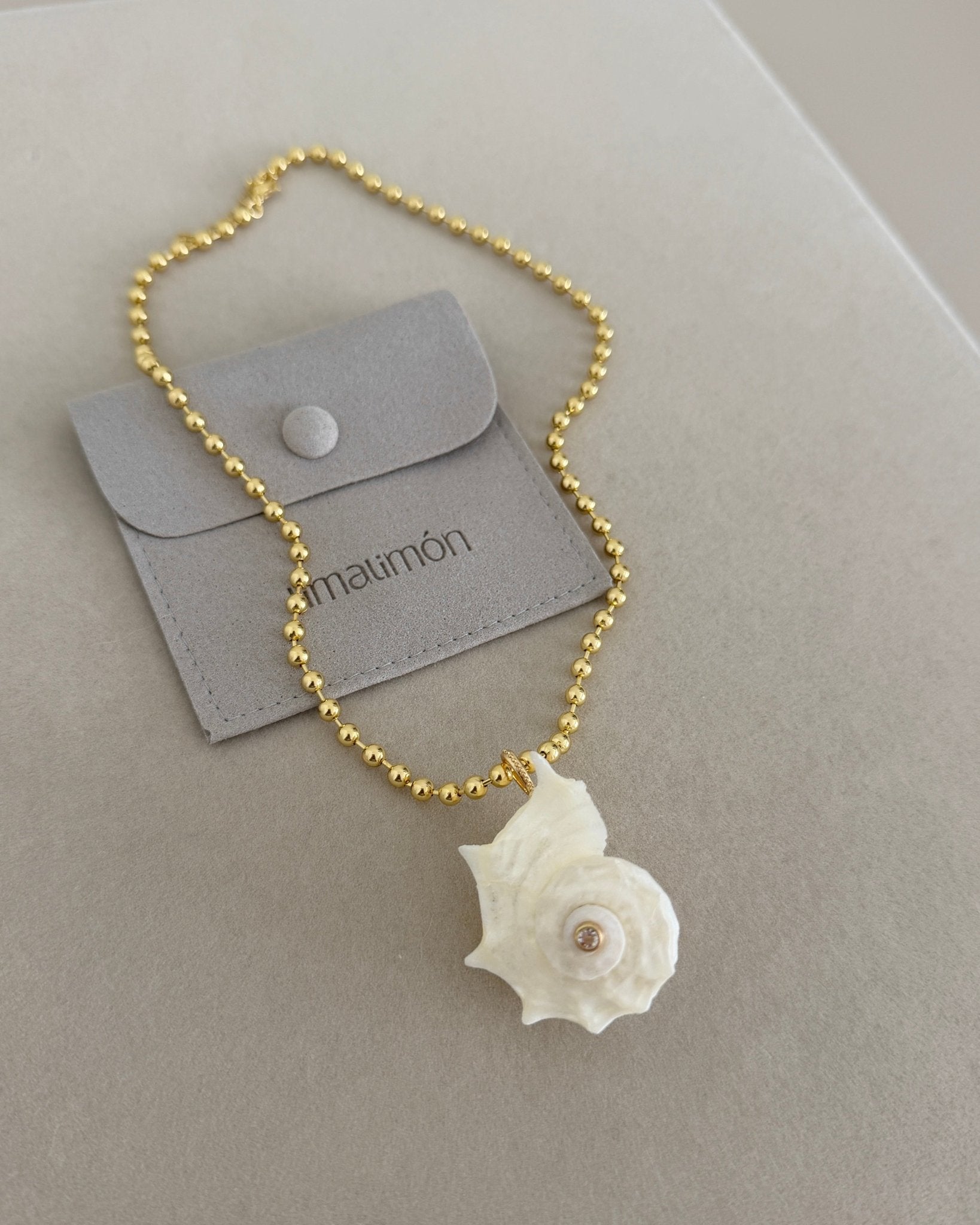 Seashell Pearl Necklace - Necklaces | LimaLimón Store - 6